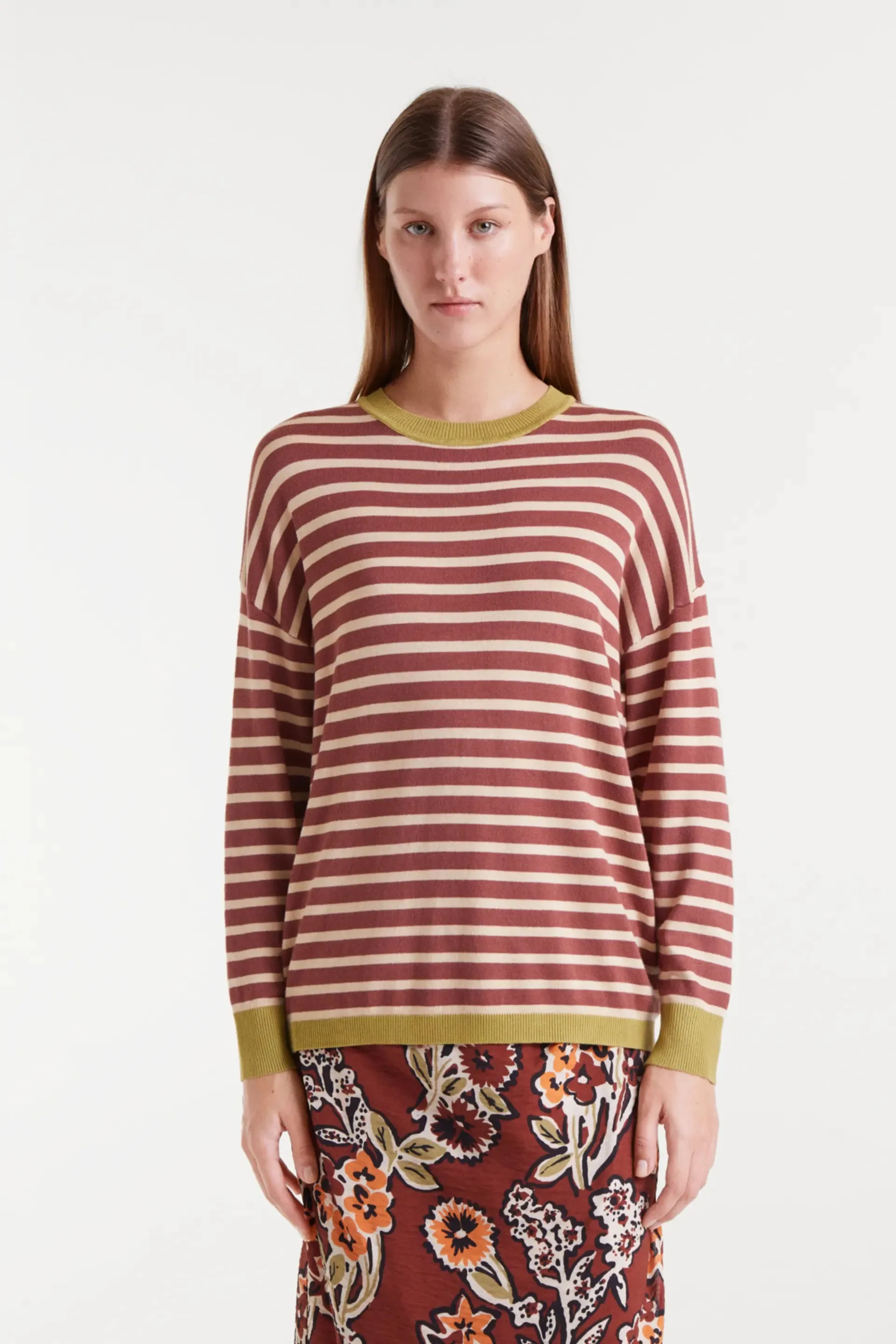 Jersey punto de rayas marrón y blanco sold by Compania Fantasica