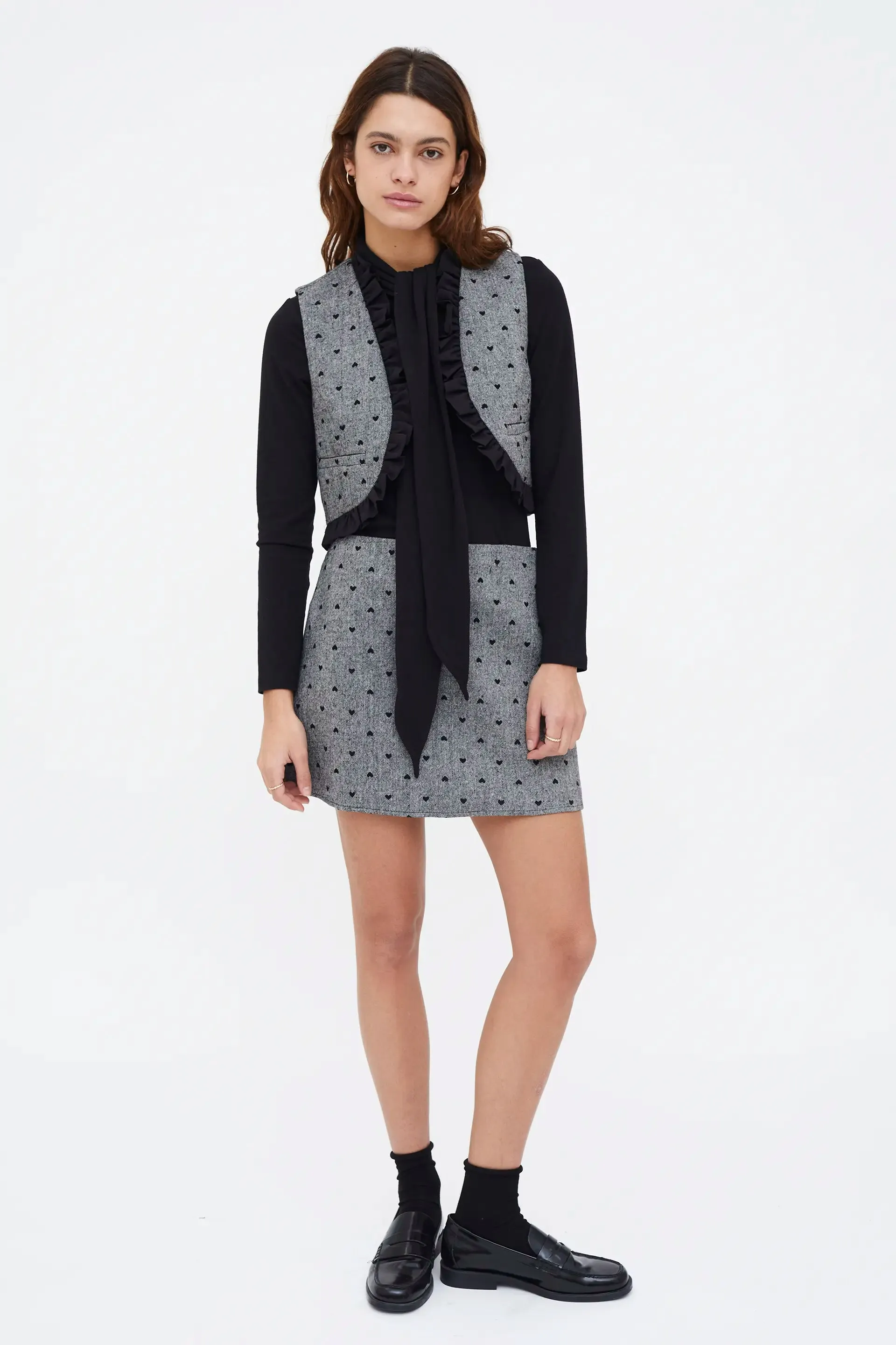 Falda tweed con estampado de corazones negro sold by Compania Fantasica product image thumbnail 4