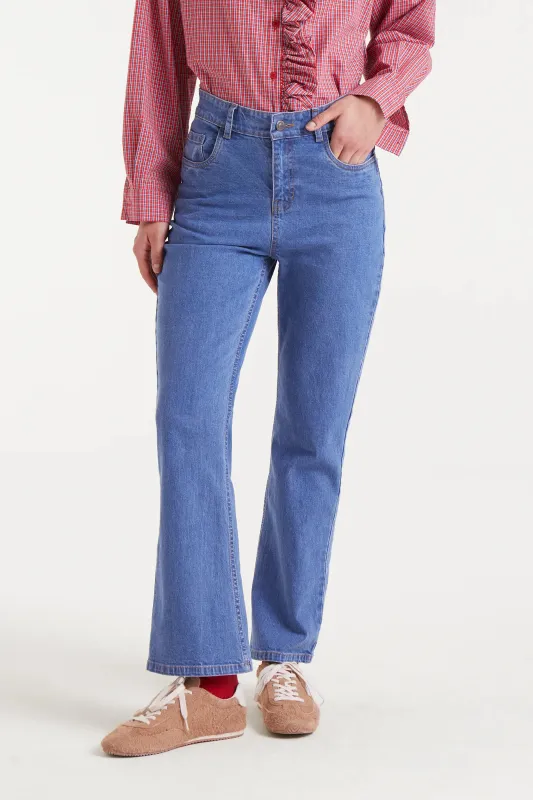 Pantalón vaquero azul sold by Compania Fantasica