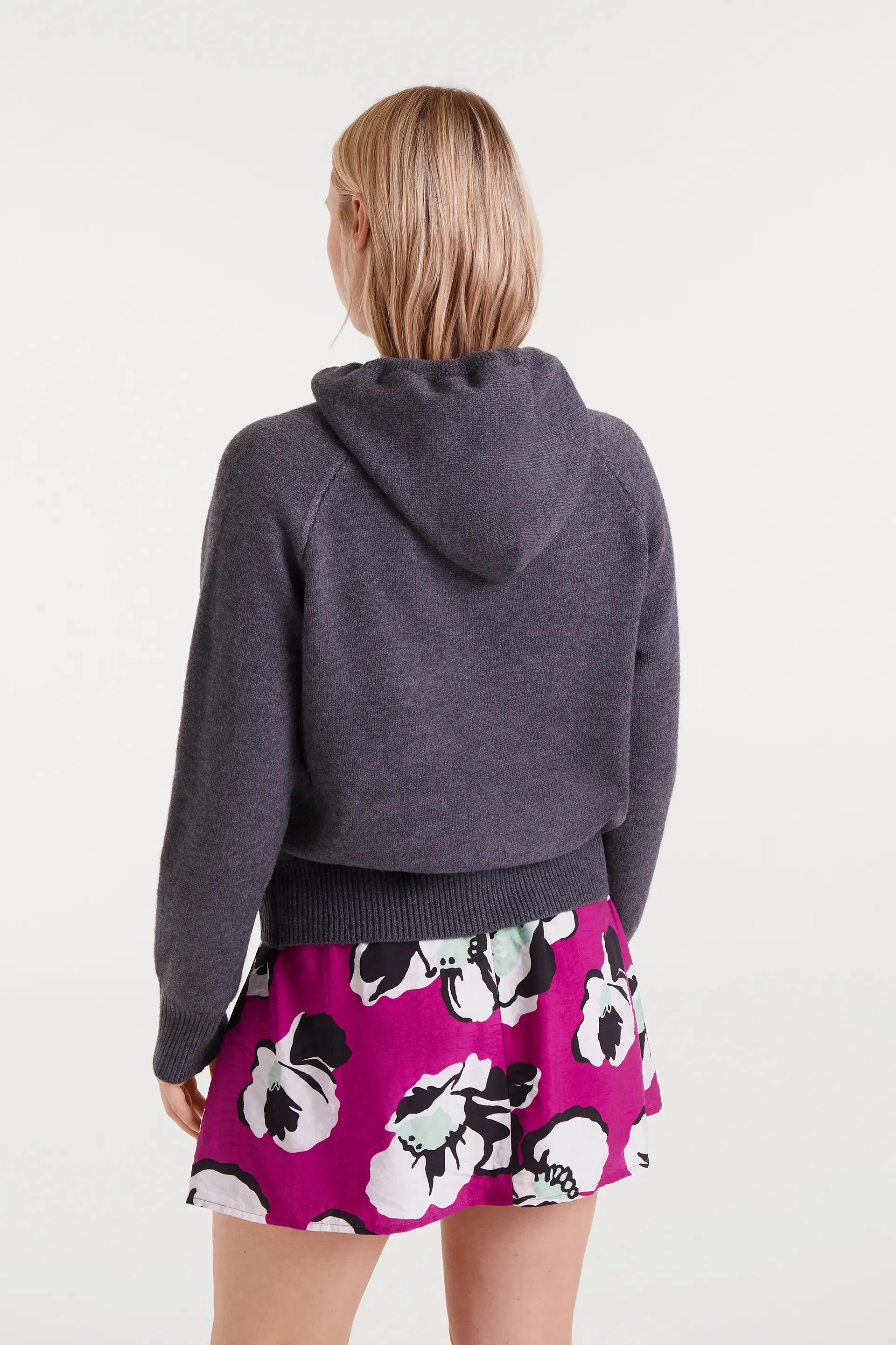 Jersey sudadera punto fino gris sold by Compania Fantasica product image thumbnail 3