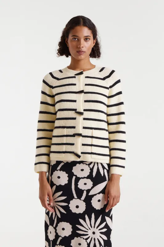 Cárdigan punto rayas blanco y negro sold by Compania Fantasica