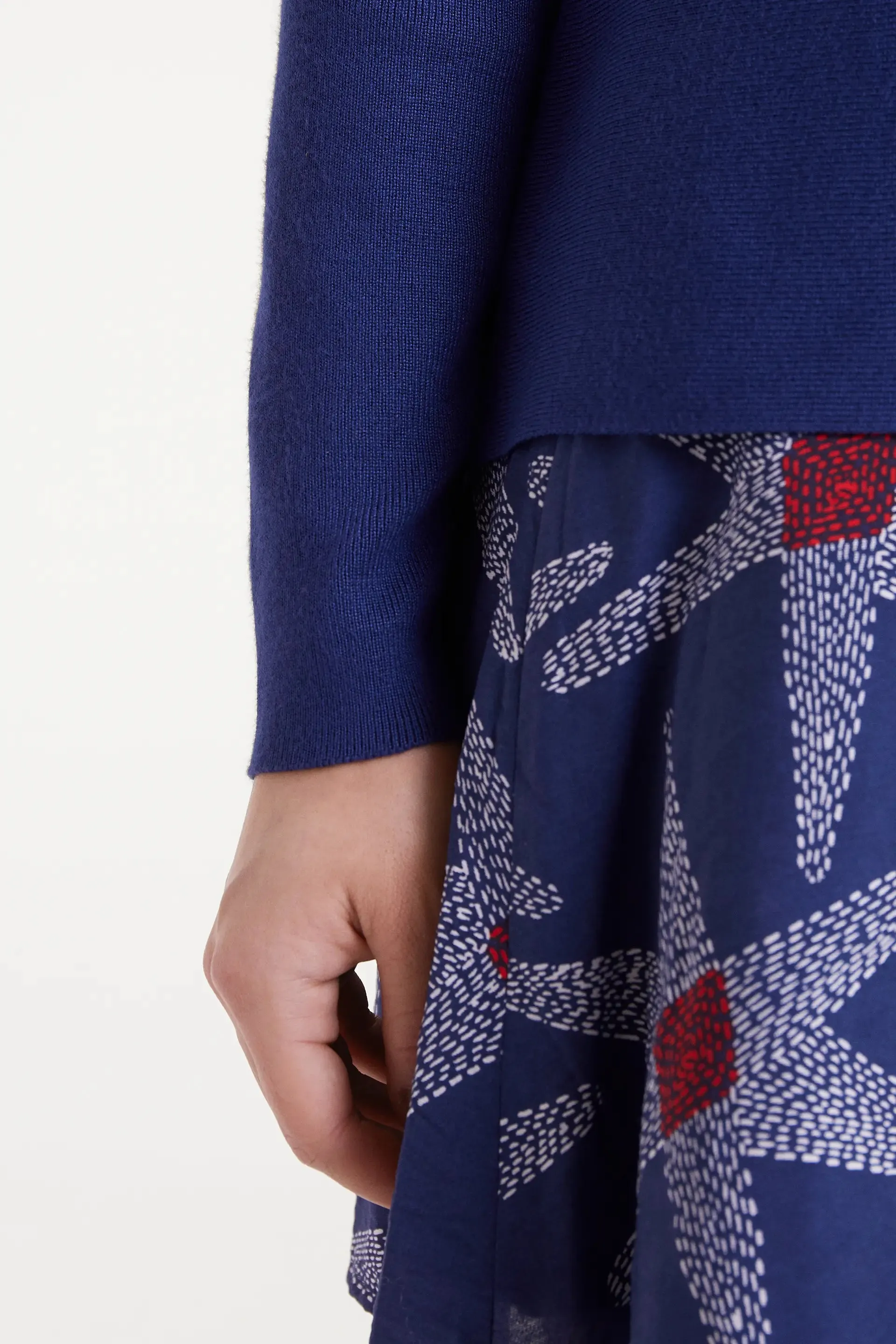 Cárdigan de punto evasé azul sold by Compania Fantasica product image thumbnail 4