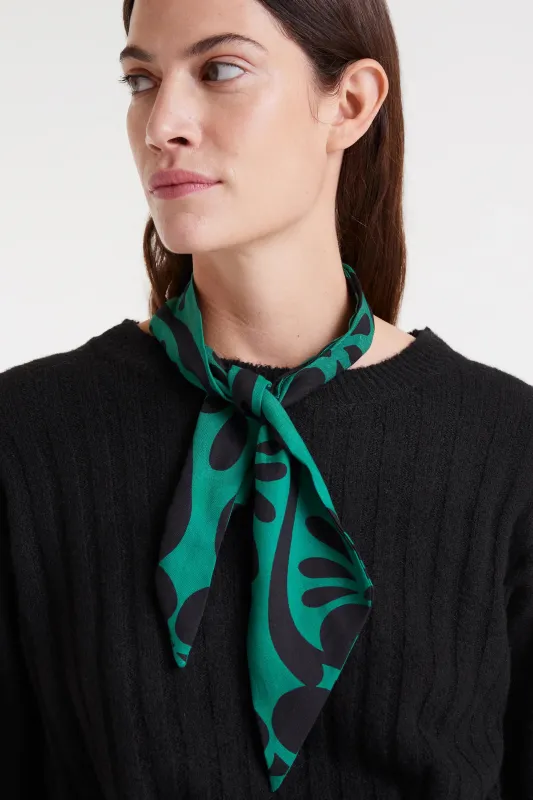 Pañuelo con estampado Baroque sold by Compania Fantasica