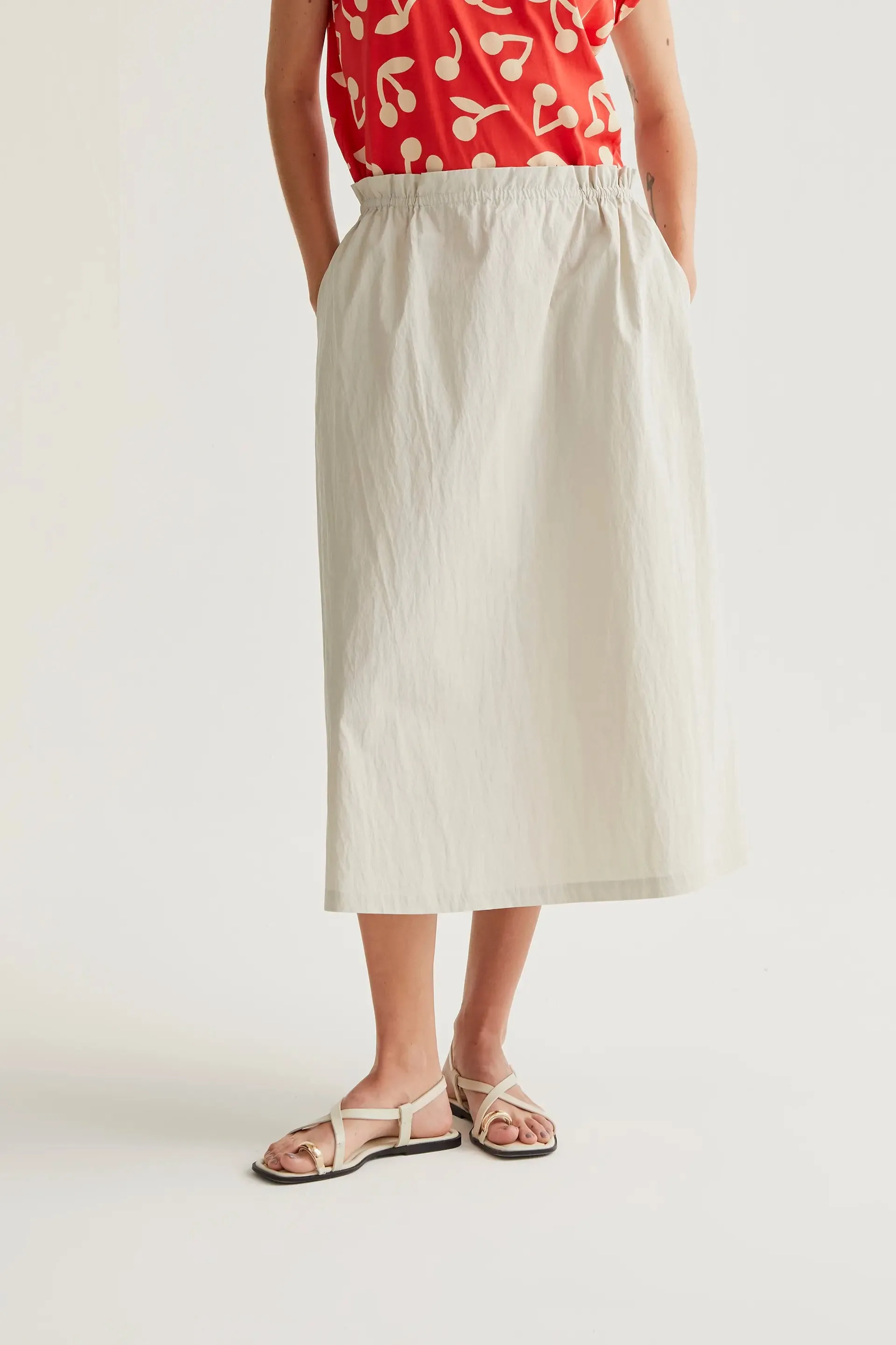 Falda midi blanco roto sold by Compania Fantasica