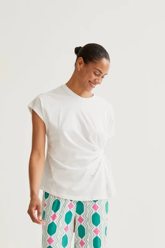 Camiseta 100% algodón blanca con nudo lateral made by Compania Fantasica