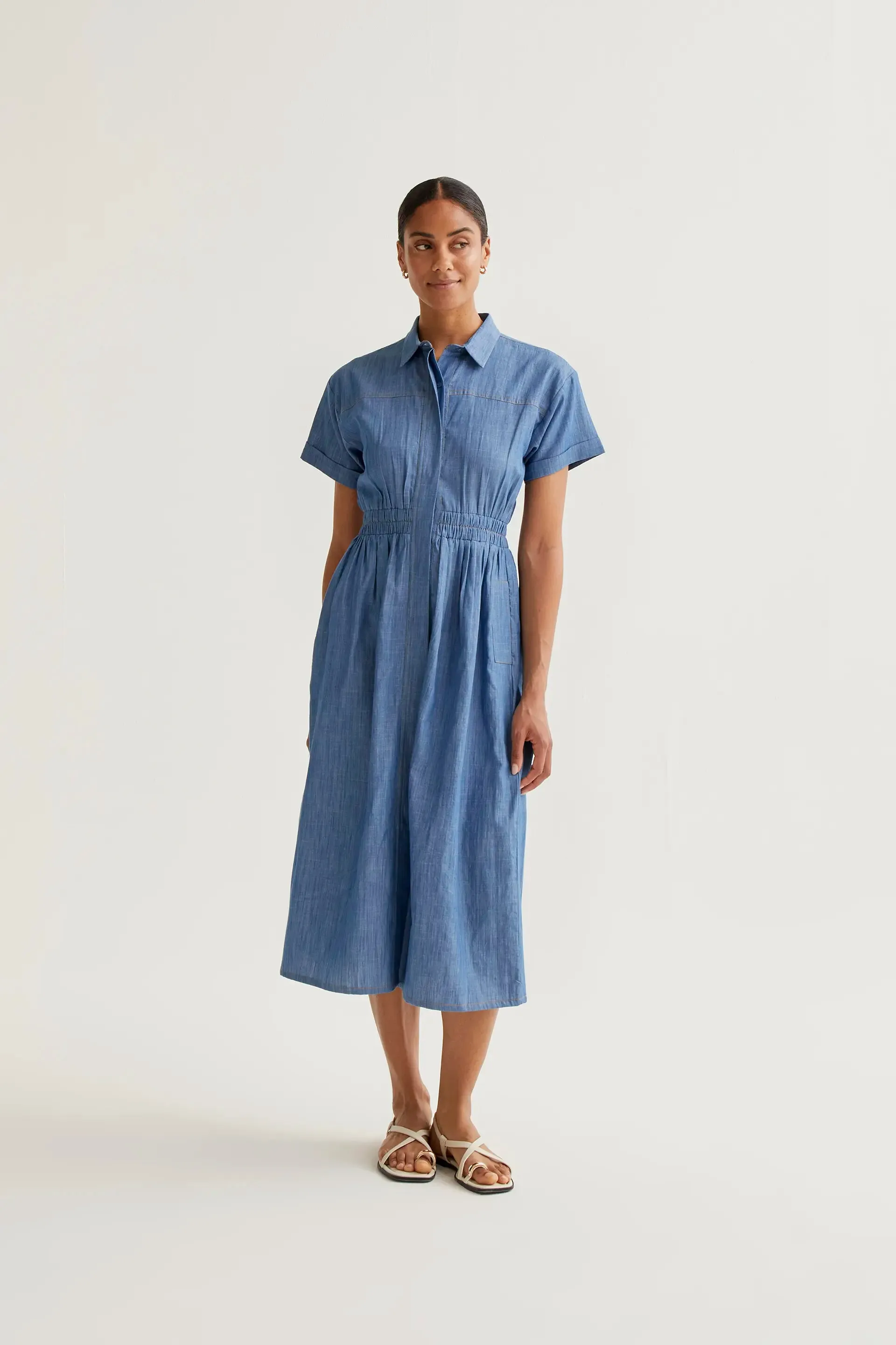Vestido midi 100% algodón chambray azul claro manga corta sold by Compania Fantasica