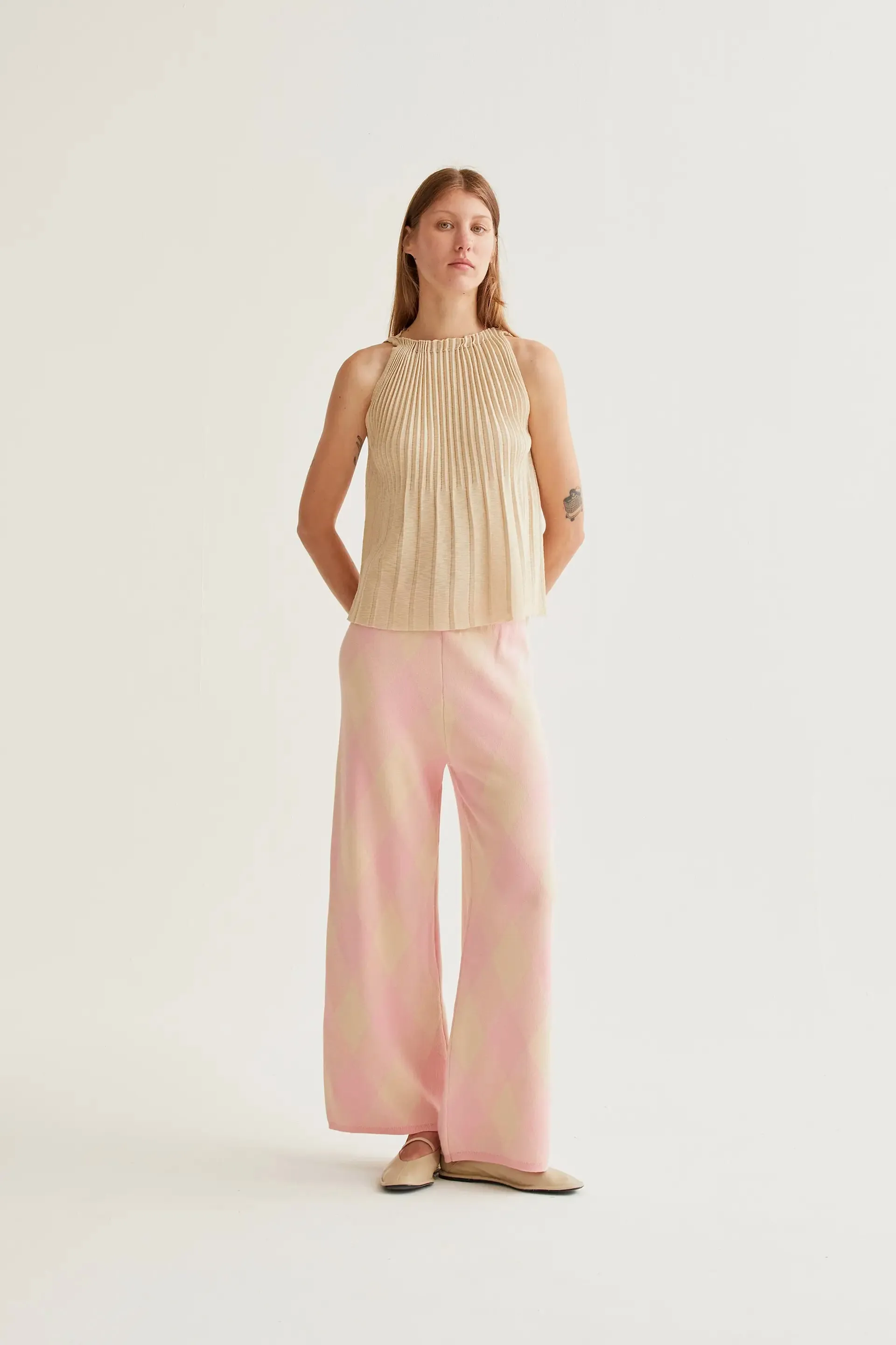 Top plisado beige sold by Compania Fantasica product image thumbnail 5