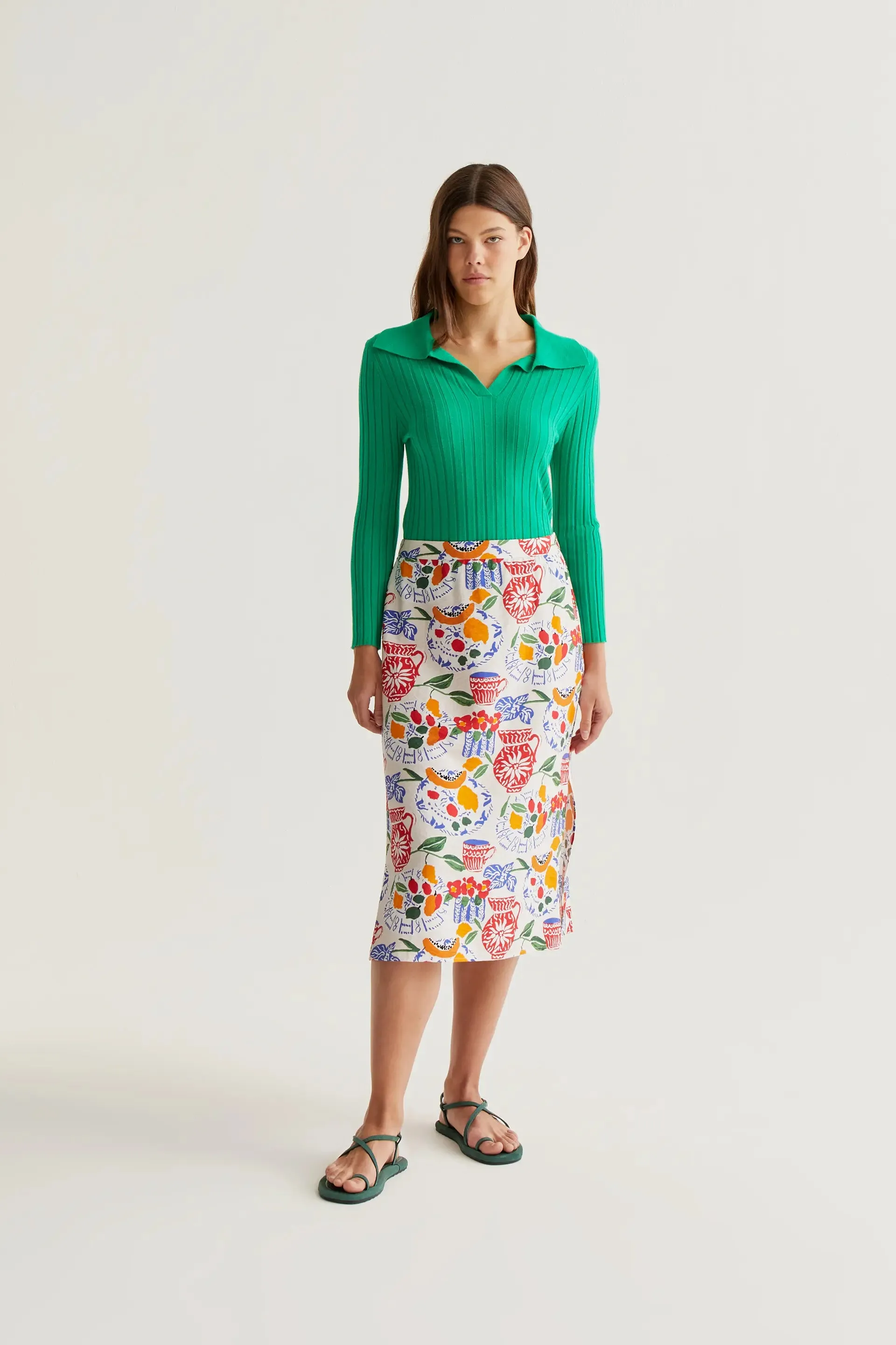 Jersey de punto verde sold by Compania Fantasica product image thumbnail 5