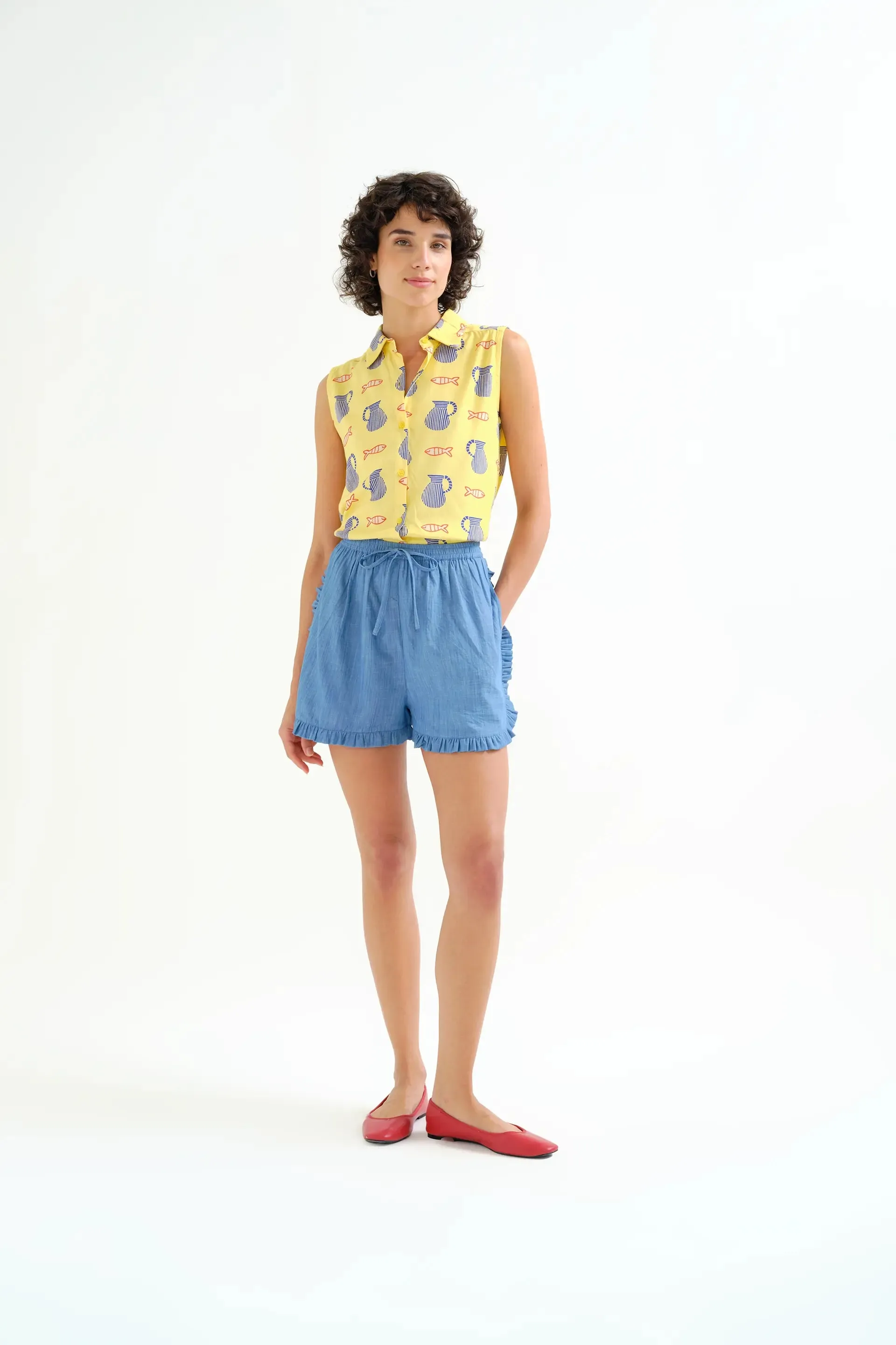 Camisa con estampado Brava sold by Compania Fantasica product image thumbnail 5