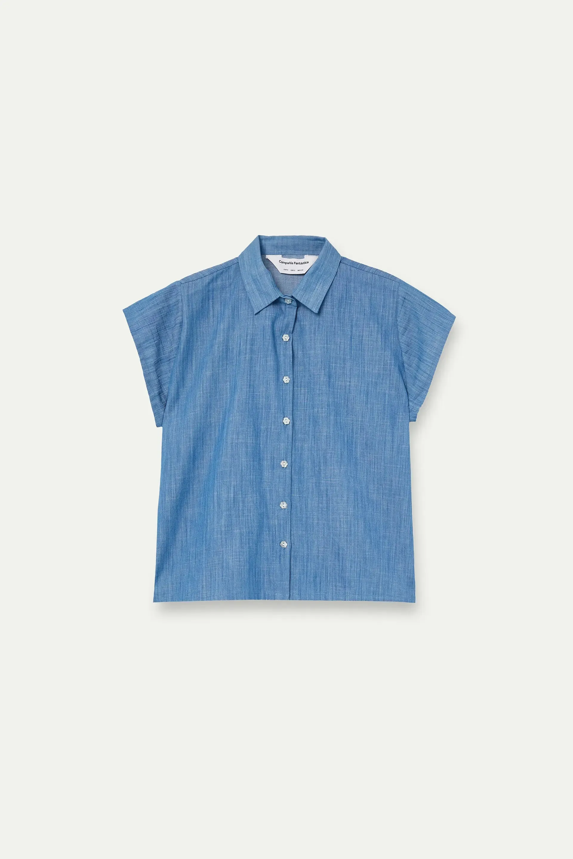 Camisa 100% algodón chambray azul claro manga corta sold by Compania Fantasica product image thumbnail 2