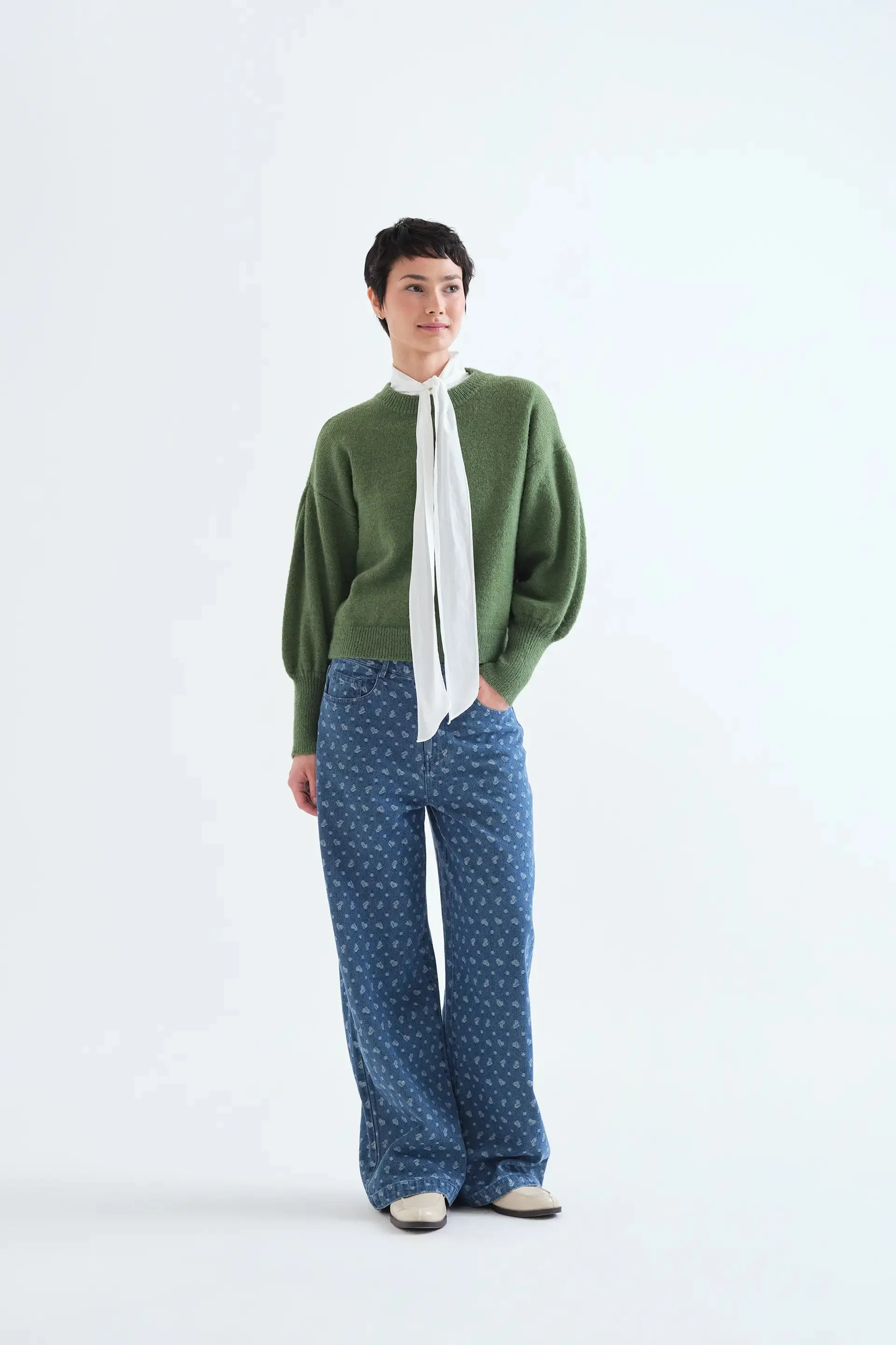 Jersey básico manga larga de punto verde sold by Compania Fantasica product image thumbnail 4