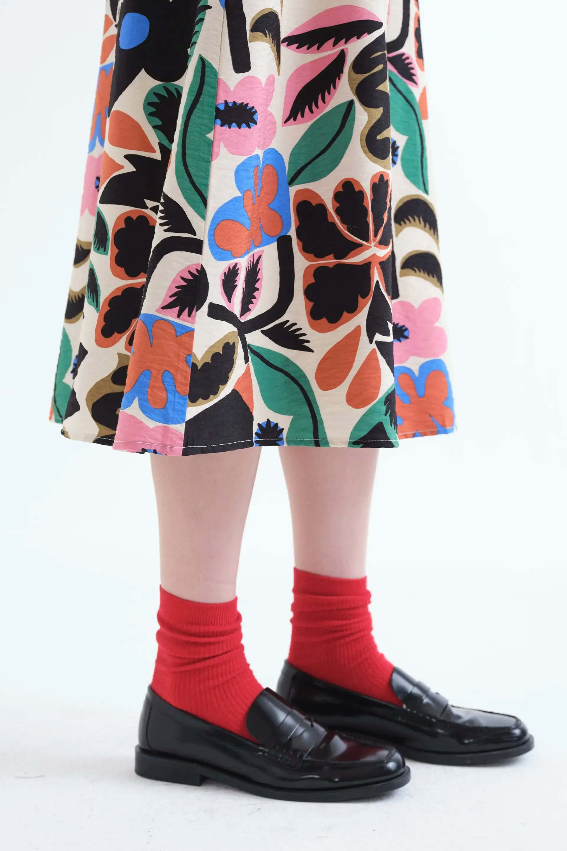 Falda midi con estampado Neo Garden sold by Compania Fantasica product image thumbnail 3