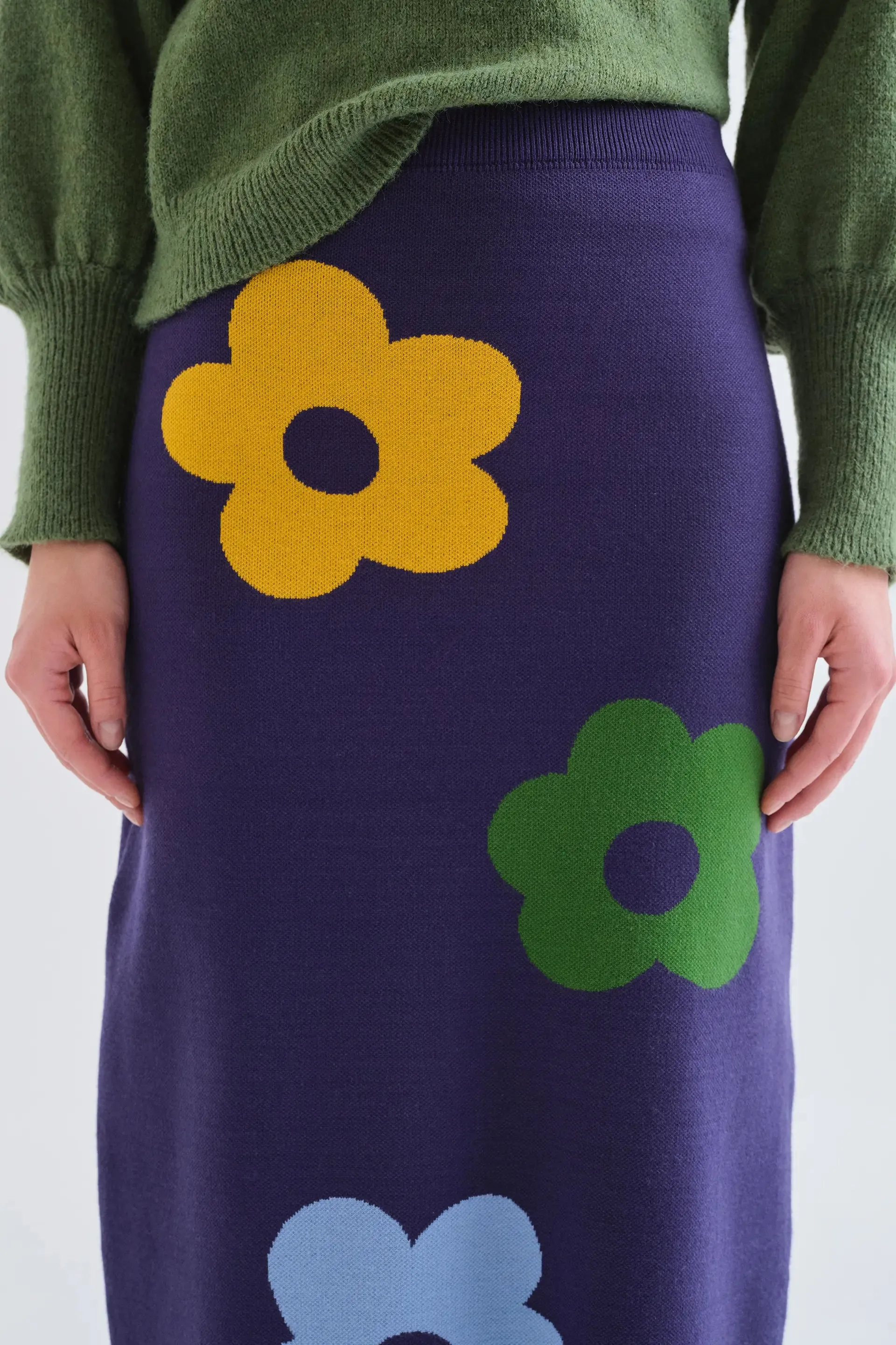 Falda midi con estampado Euphonia sold by Compania Fantasica product image thumbnail 3