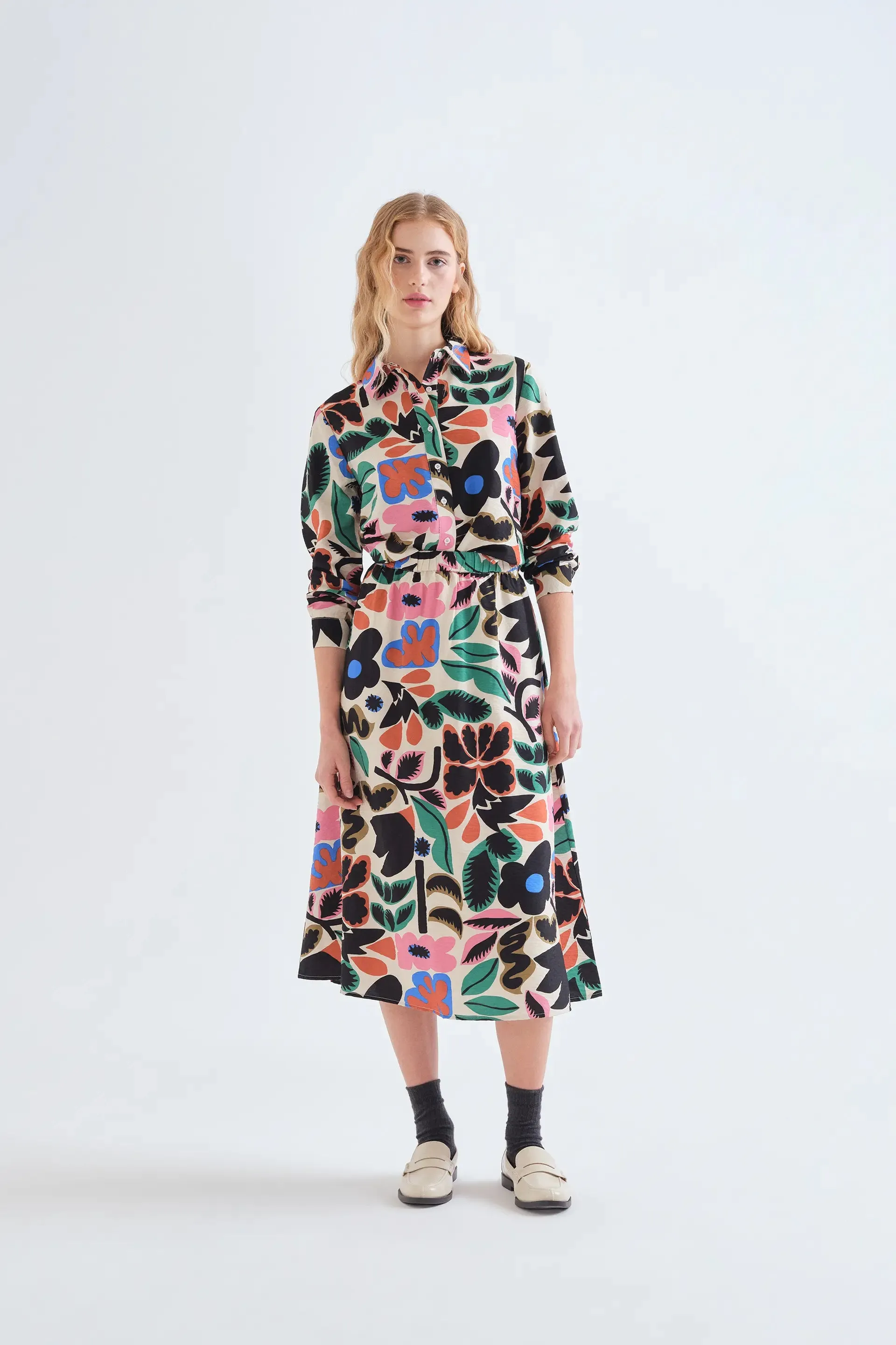 Camisa con estampado Neo Garden sold by Compania Fantasica product image thumbnail 4