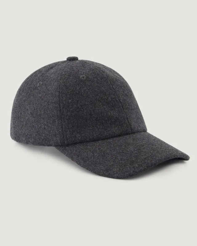 "Wool" beaumont cap sold by Maison Labiche