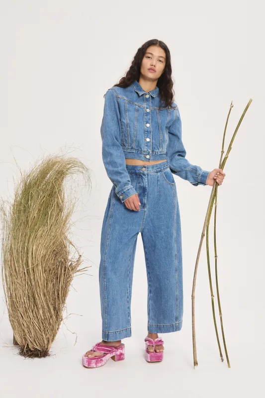 STEPHI COCOON LEG DENIM JEAN sold by Alemais