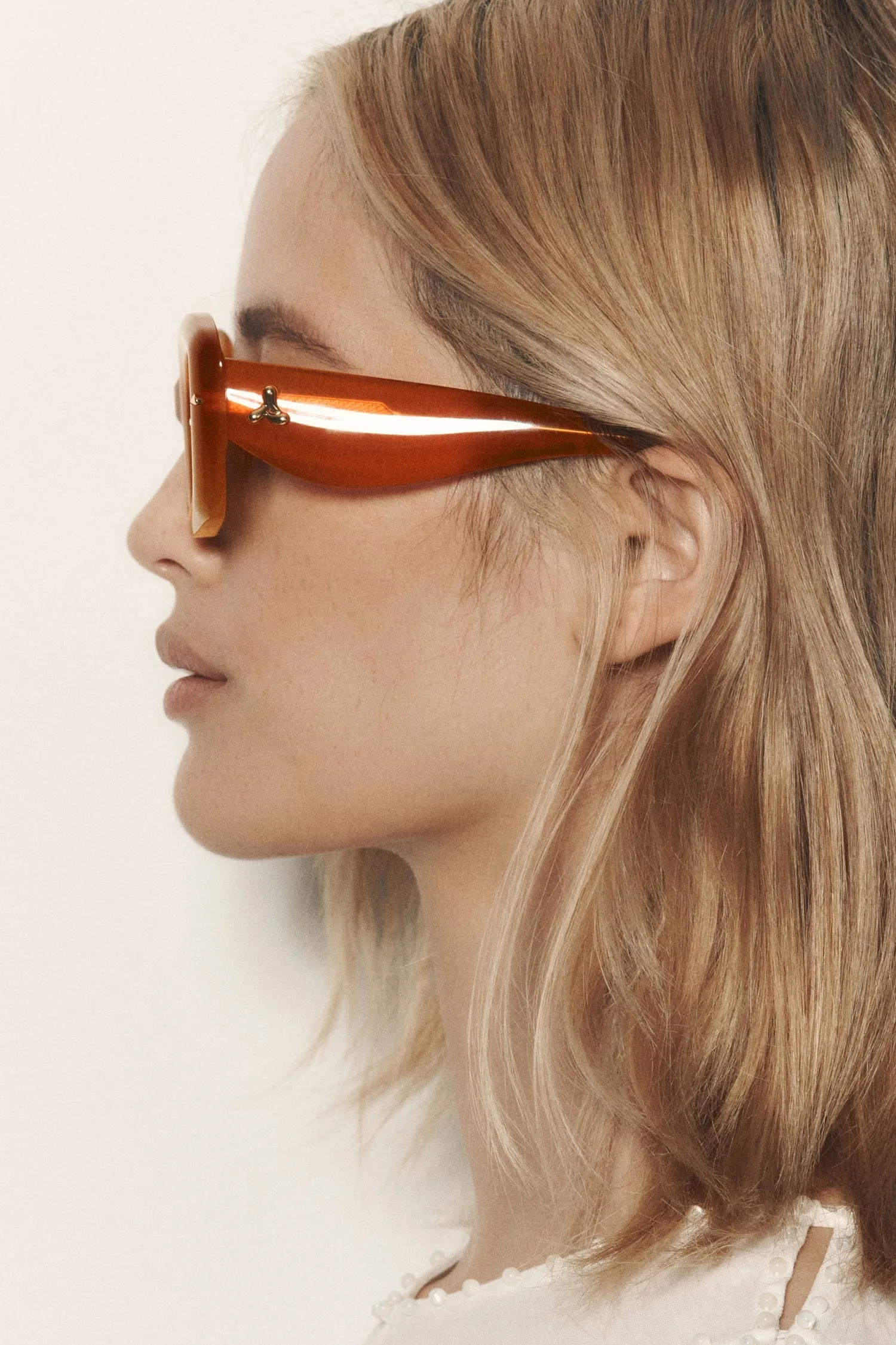 LE SPECS CELESTINA AMBER GRAD sold by Alemais product image thumbnail 5