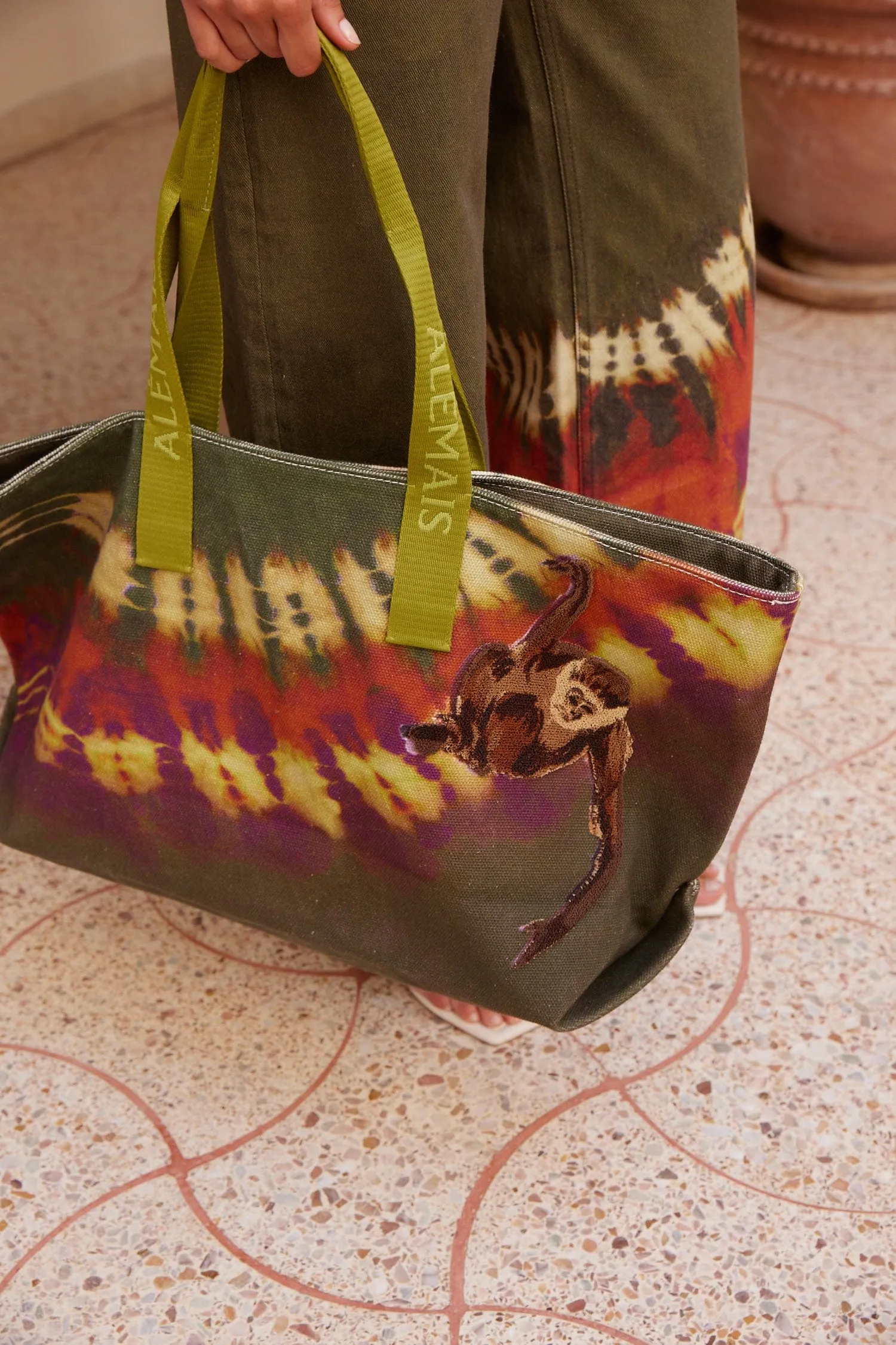 SAFI TEXTURED PATCH BEACH TOTE sold by Alemais product image thumbnail 2