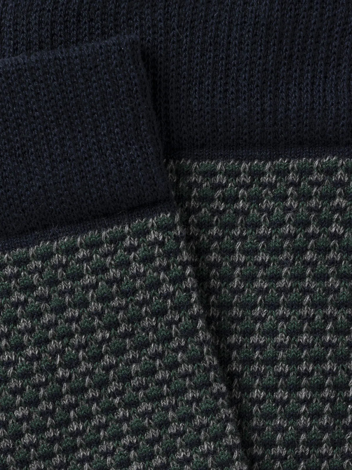 GARY Nuit sold by ROYALTIES product image thumbnail 2