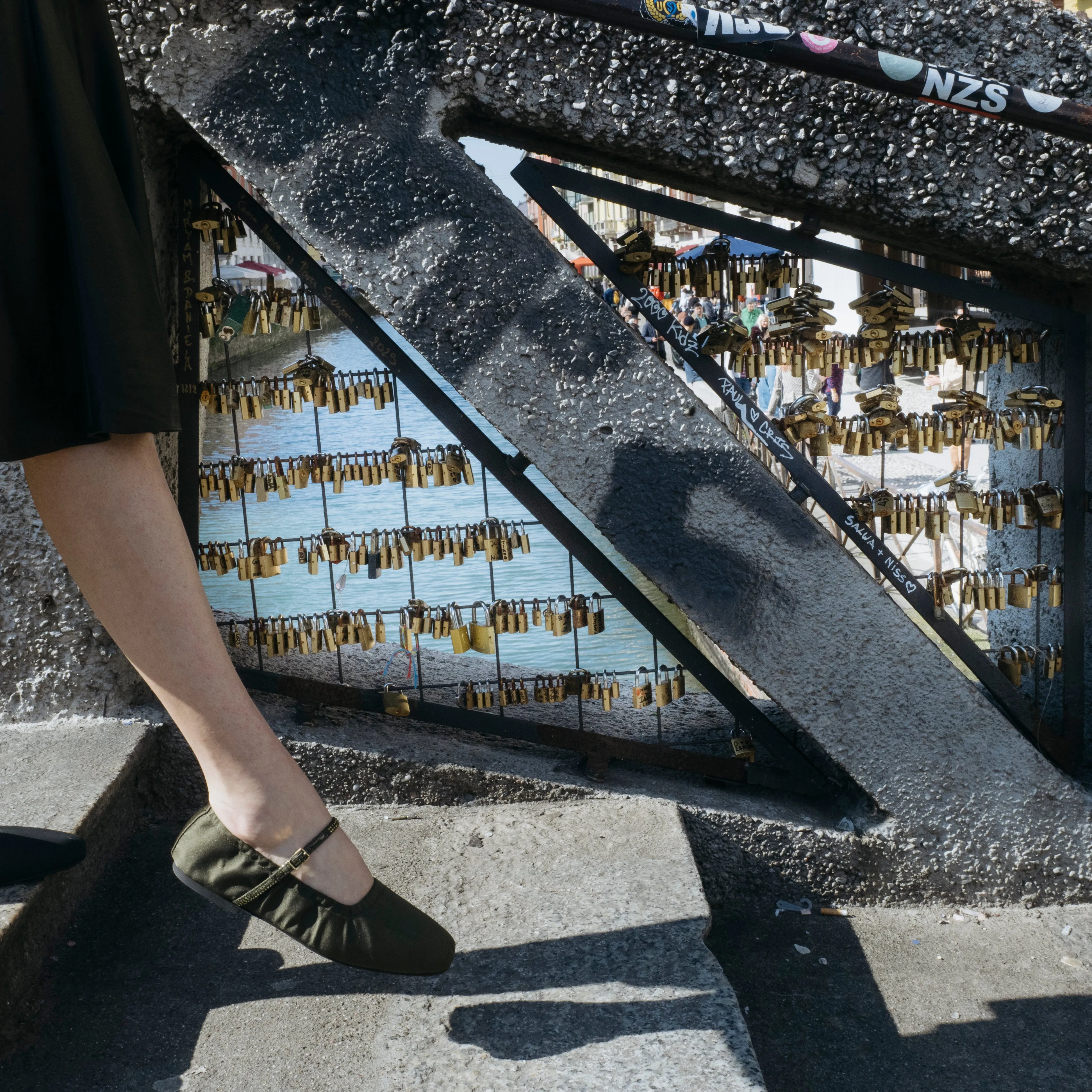 AURORA sold by AERA product image thumbnail 4