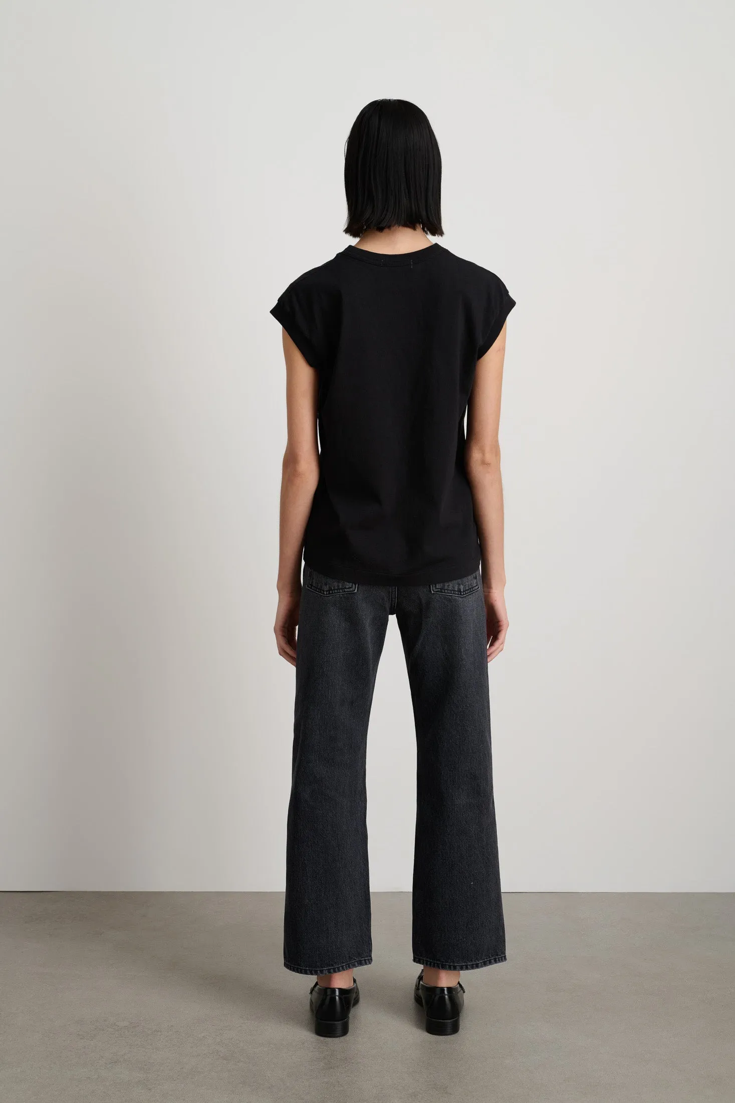 B Sides Pocket Tank Stil Black sold by B Sides Jeans product image thumbnail 3