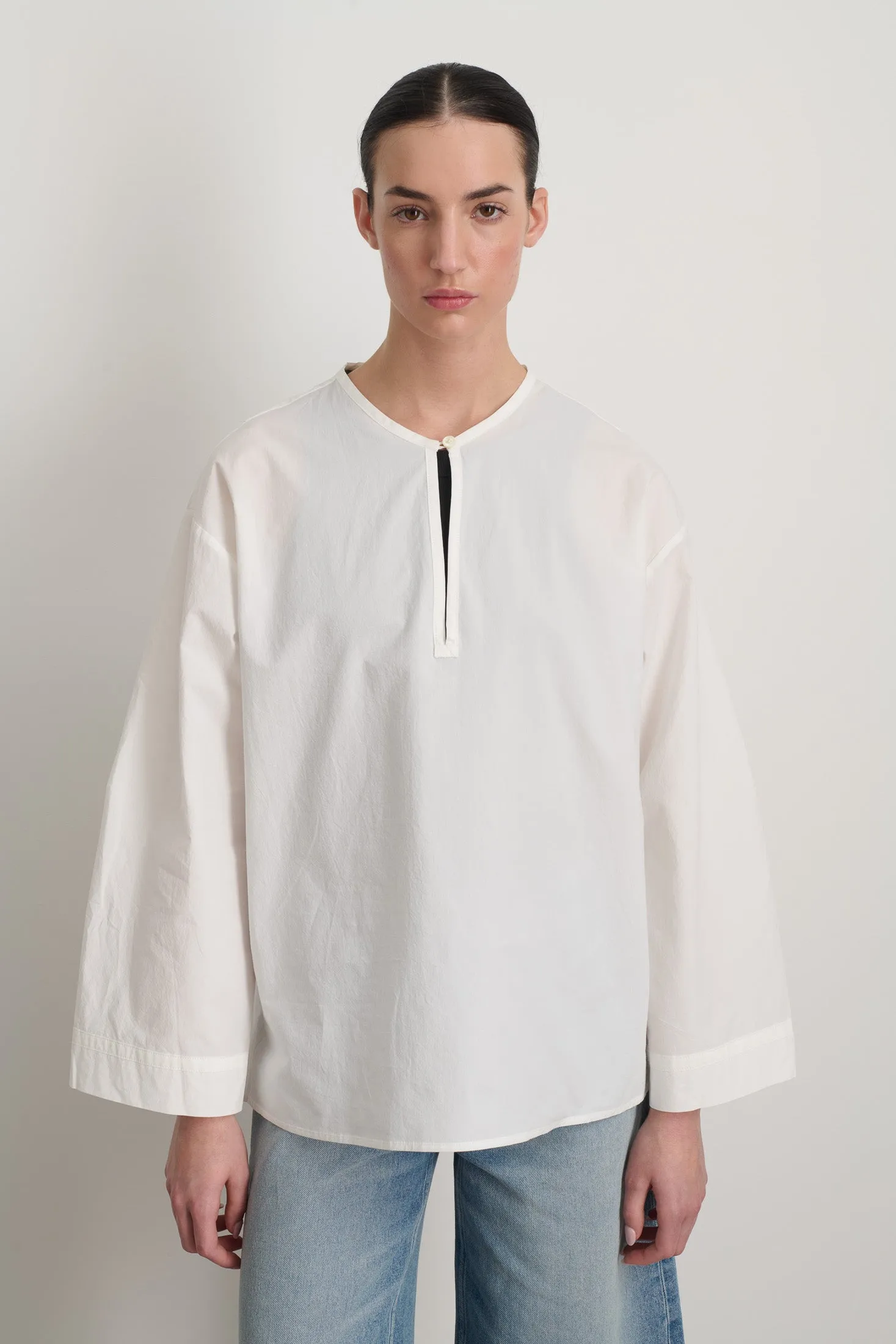 Poplin Popover White sold by B Sides Jeans product image thumbnail 4