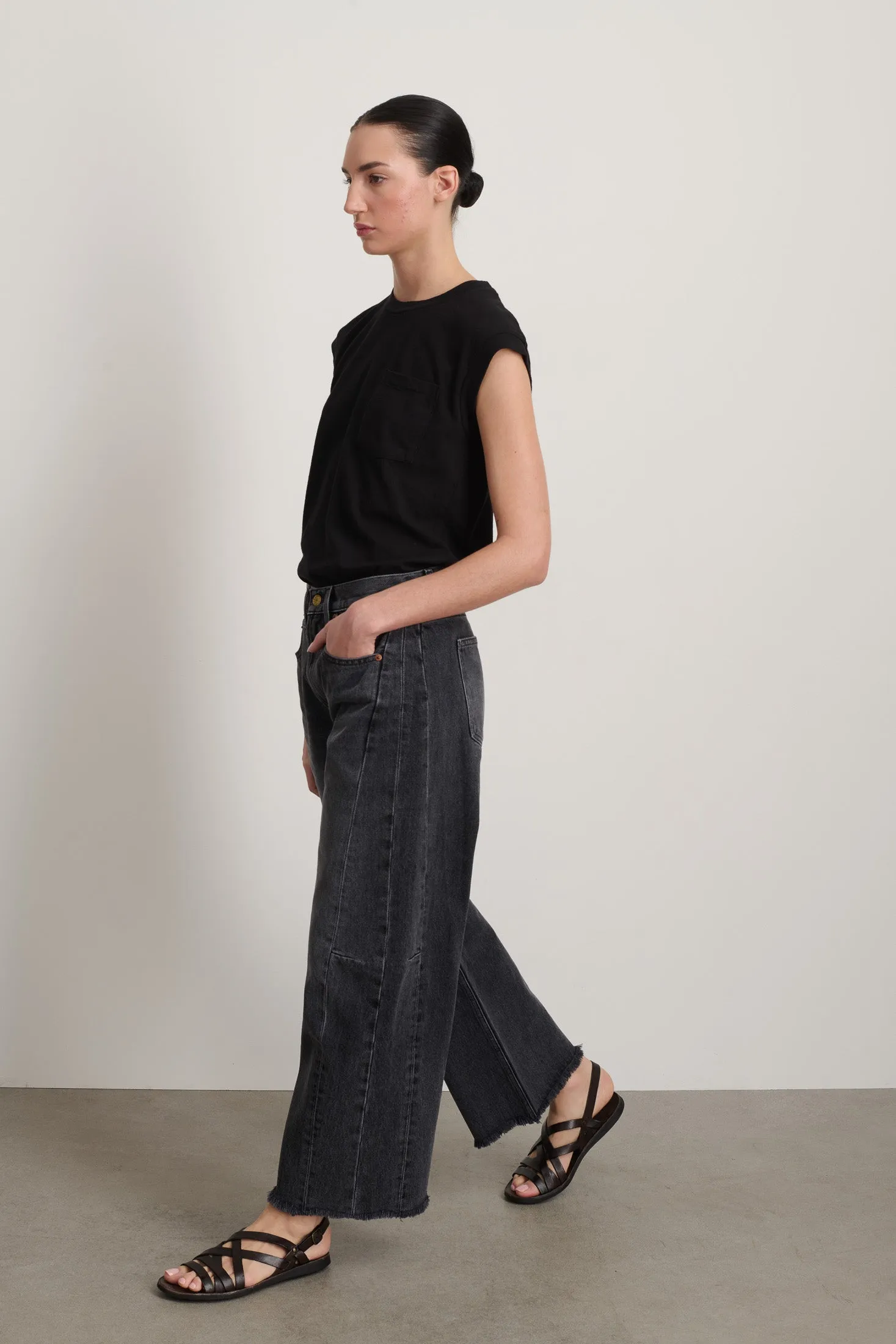 Relaxed Lasso Jean Stil Black sold by B Sides Jeans product image thumbnail 2