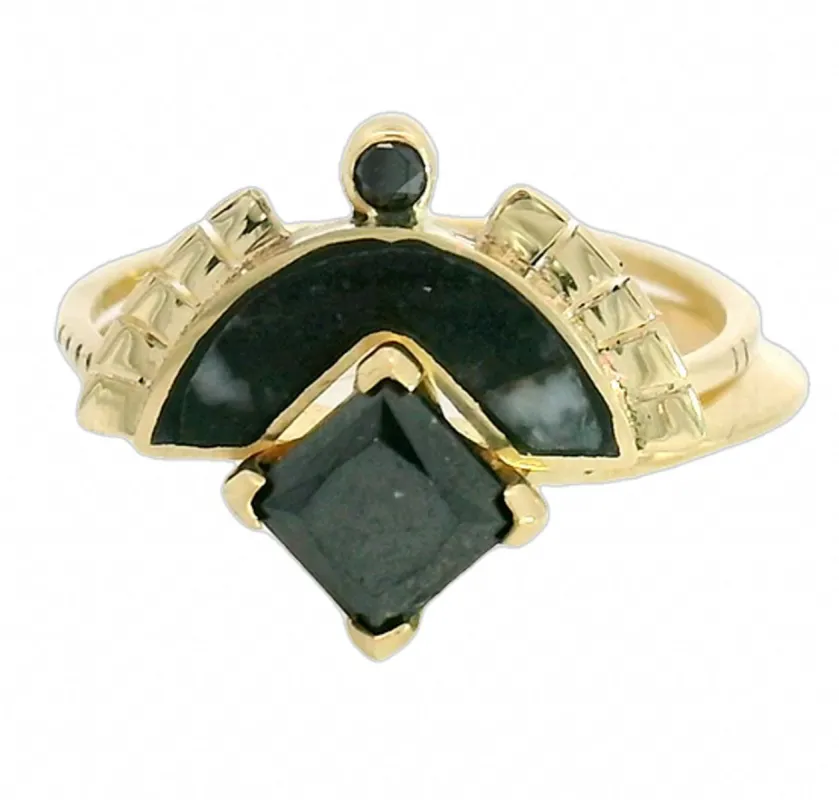 The Iód Set sold by Young In The Mountains