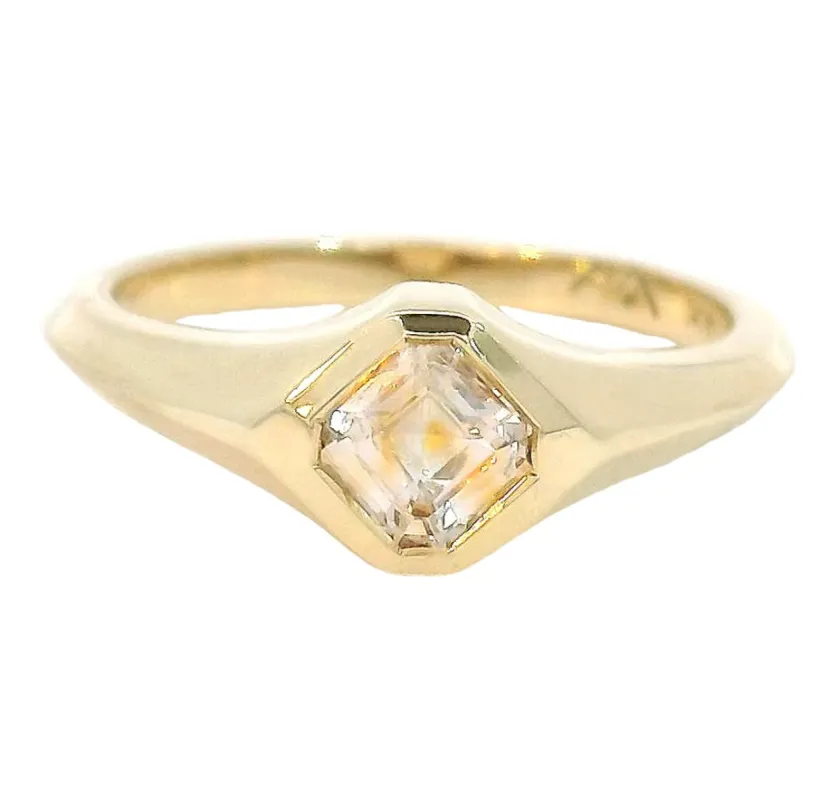 Amell Montana Sapphire Signet Ring made by Young In The Mountains