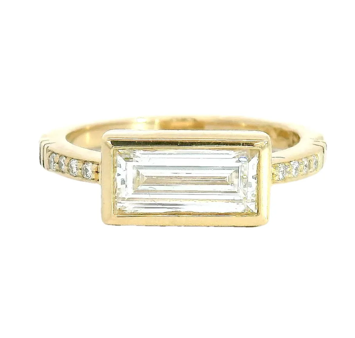 The Vindu sold by Young In The Mountains