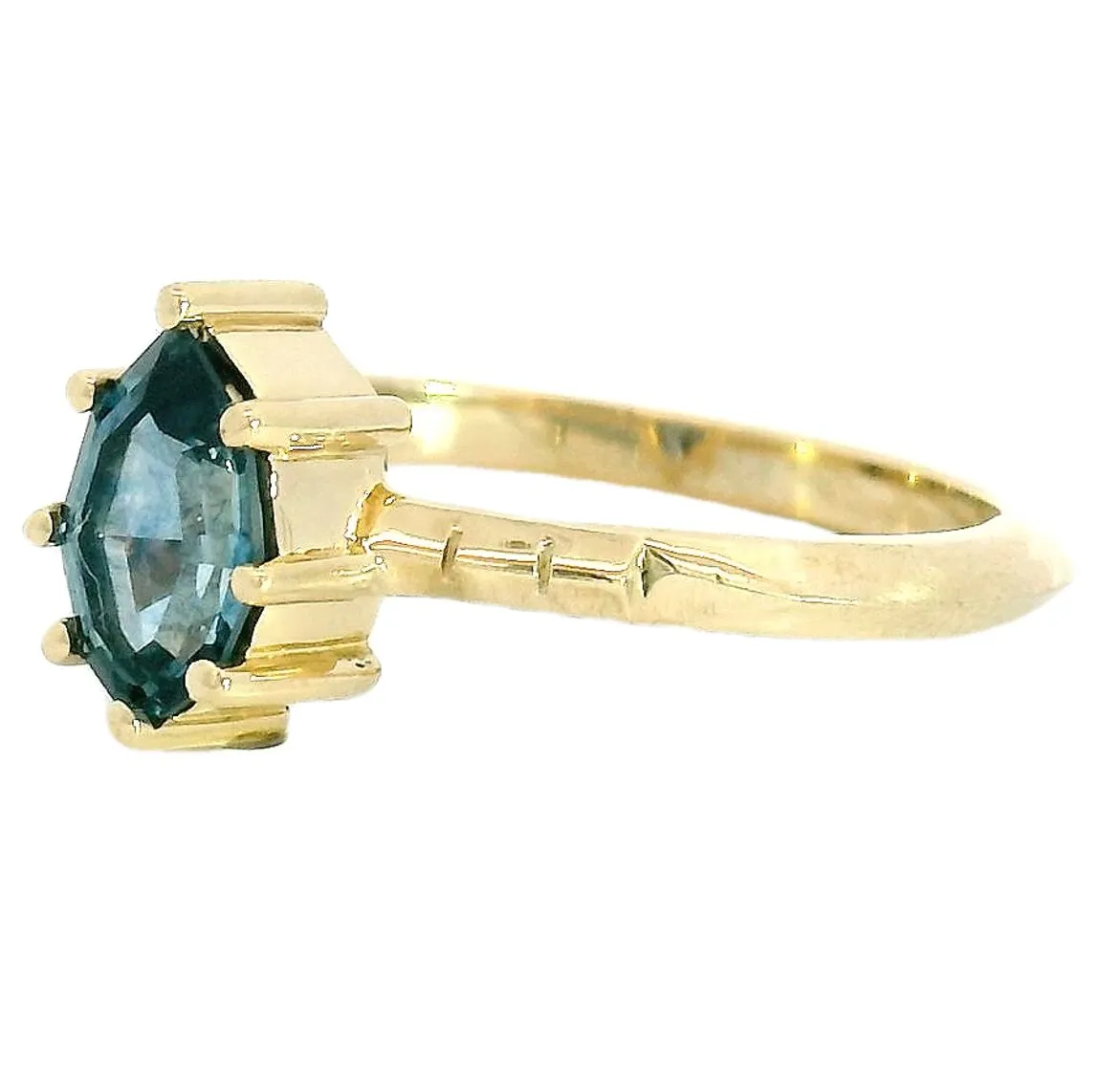 The Áfonya sold by Young In The Mountains product image thumbnail 2