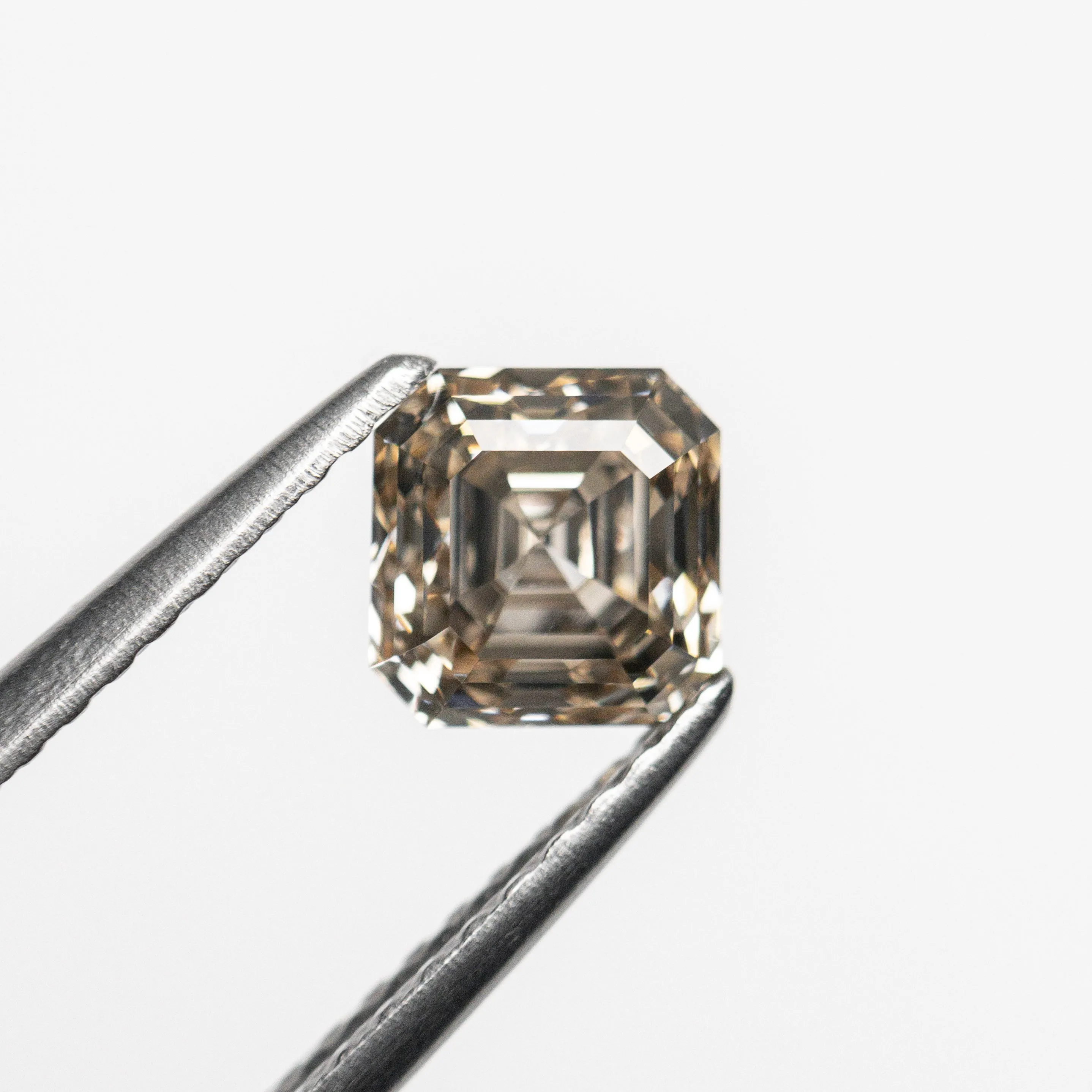 1.02ct 5.25x5.15x3.99mm VS1 C4 Cut Corner Square Step Cut 20705-25 sold by Young In The Mountains product image thumbnail 2