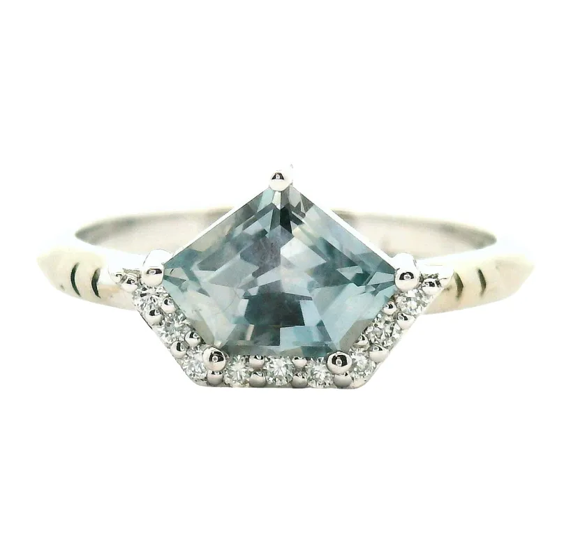 The Saorsa sold by Young In The Mountains