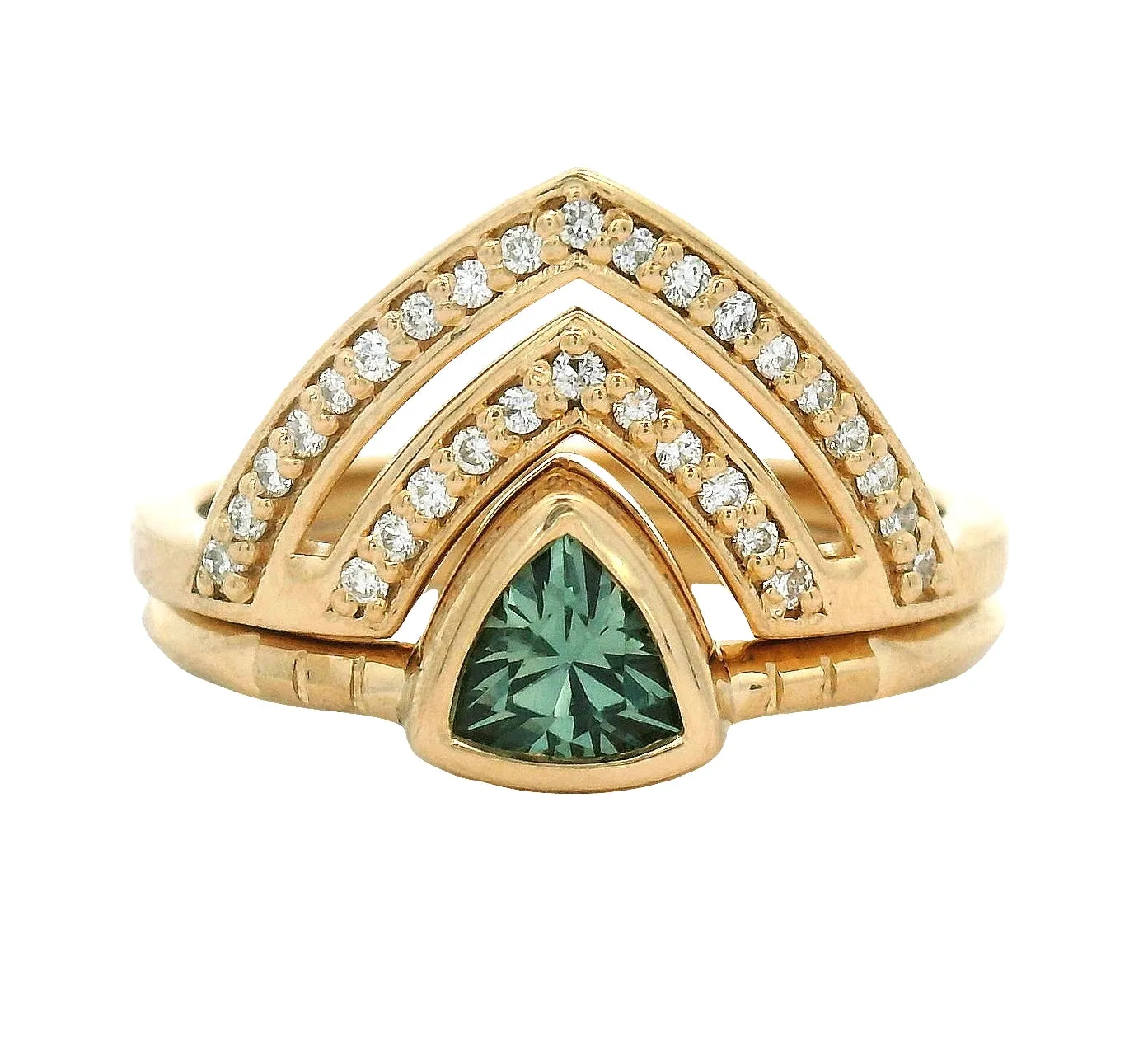 The Rioga Set sold by Young In The Mountains