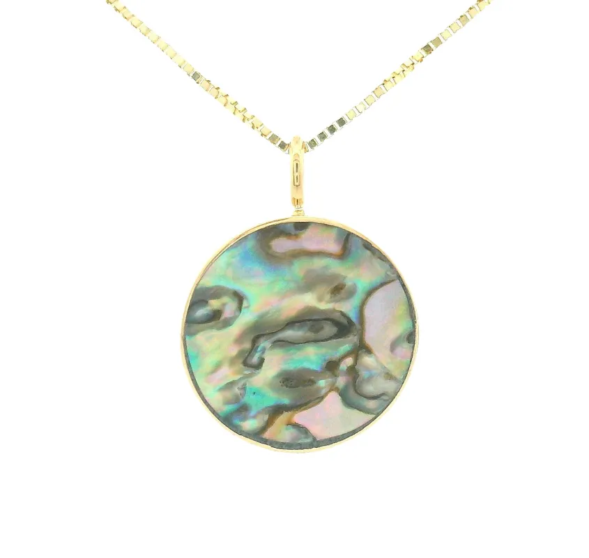 The Circ Pendant made by Young In The Mountains