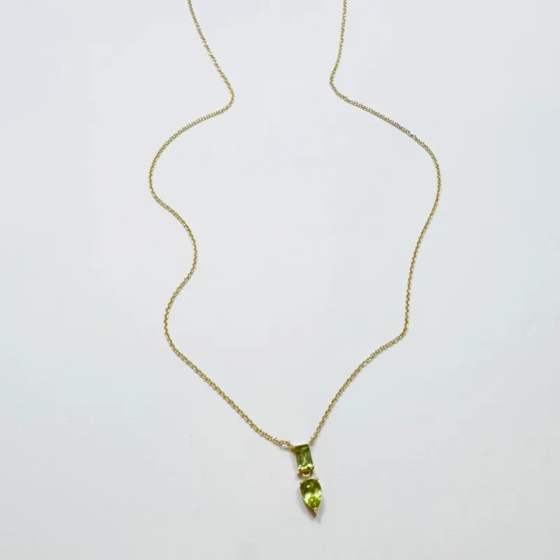 peridot necklace made by Theodosia