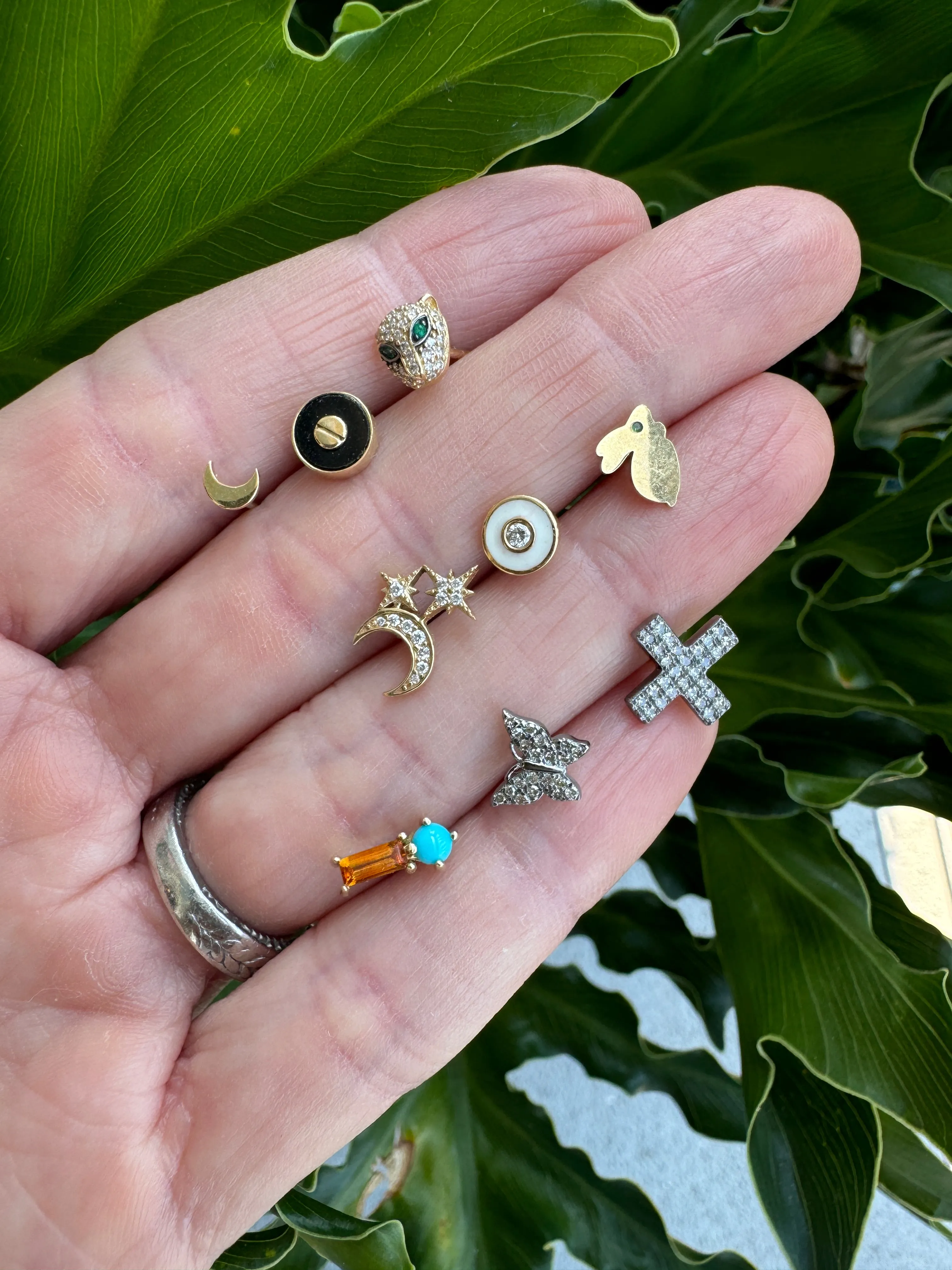 single sale studs sold by Theodosia product image thumbnail 2