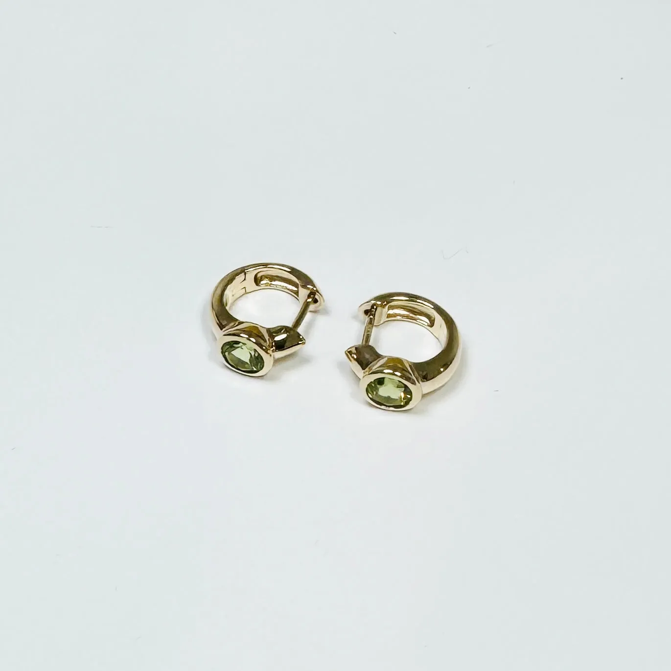 peridot huggies sold by Theodosia product image thumbnail 2