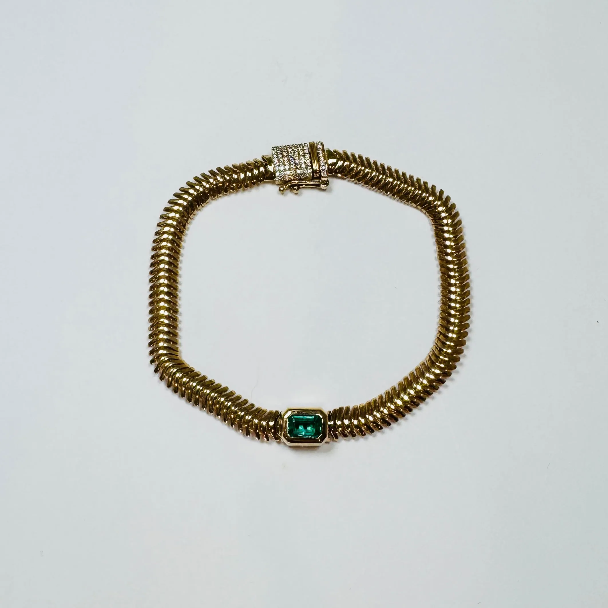 emerald bracelet sold by Theodosia