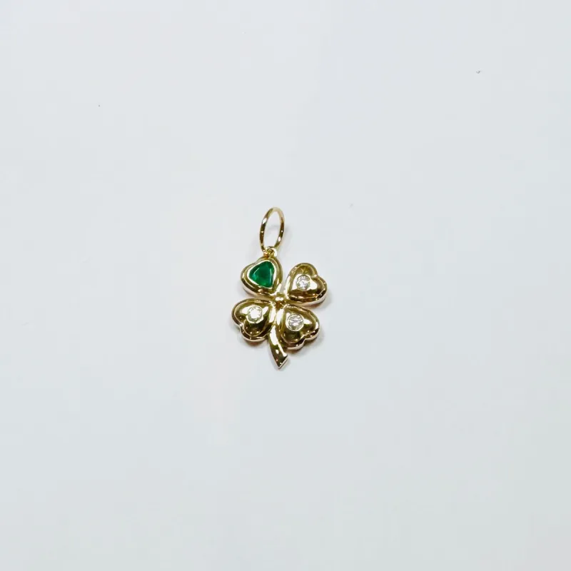 four leaf clover pendant sold by Theodosia