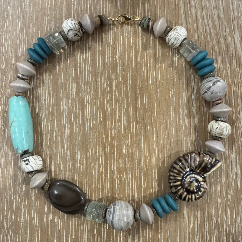 fall statement collar sold by Theodosia