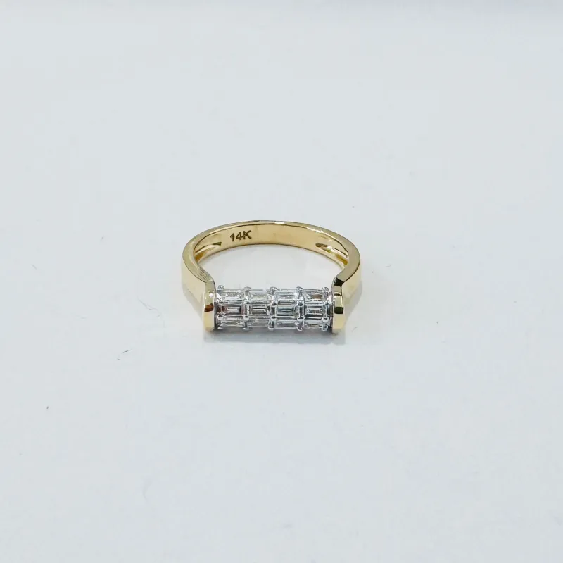 barrel bead pinky ring made by Theodosia