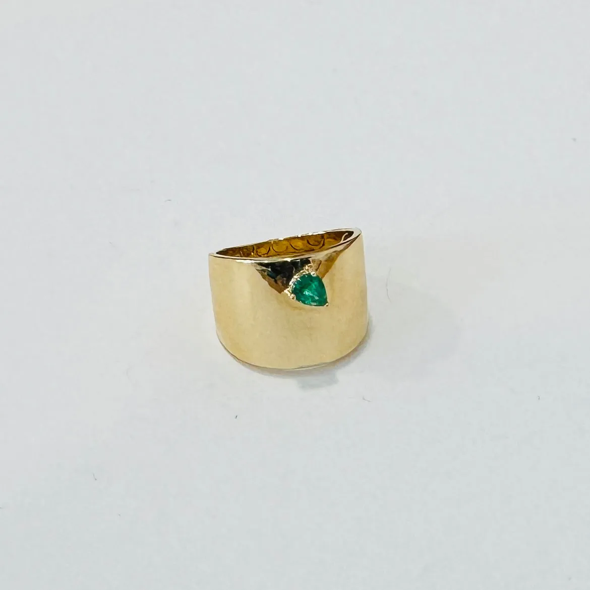 emerald cigar band sold by Theodosia