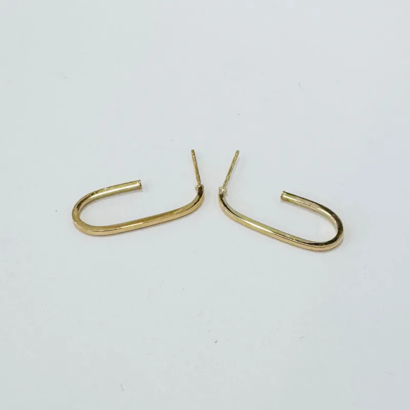 elongated gold hoops, 30 mm made by Theodosia