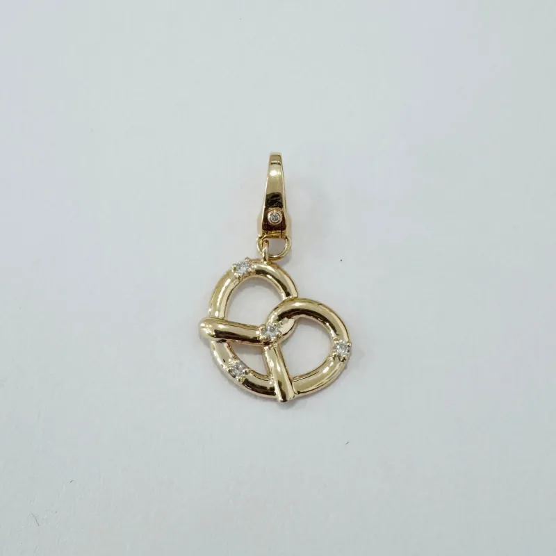 Pretzel pendant made by Theodosia