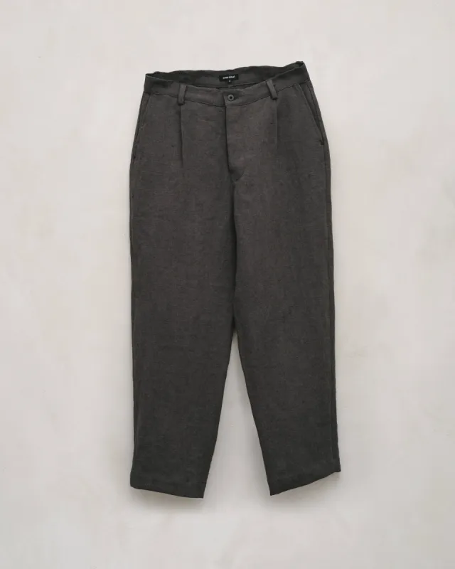 Single Pleat Pant - Butcher Linen, Anthracite sold by Evan Kinori Mens