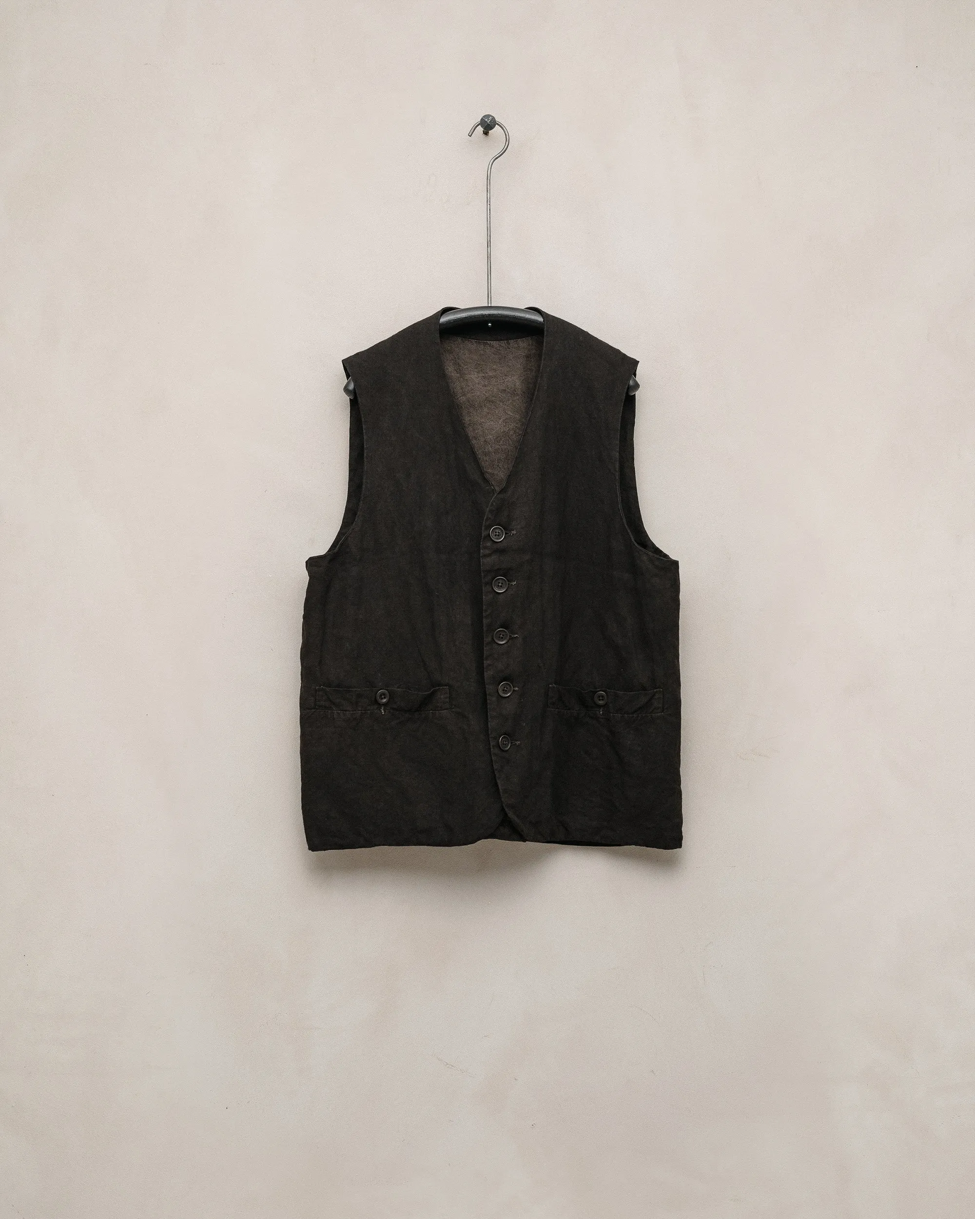 Welt Pocket Vest - Tumbled Linen, Olive (Mud Dye) sold by Evan Kinori Mens