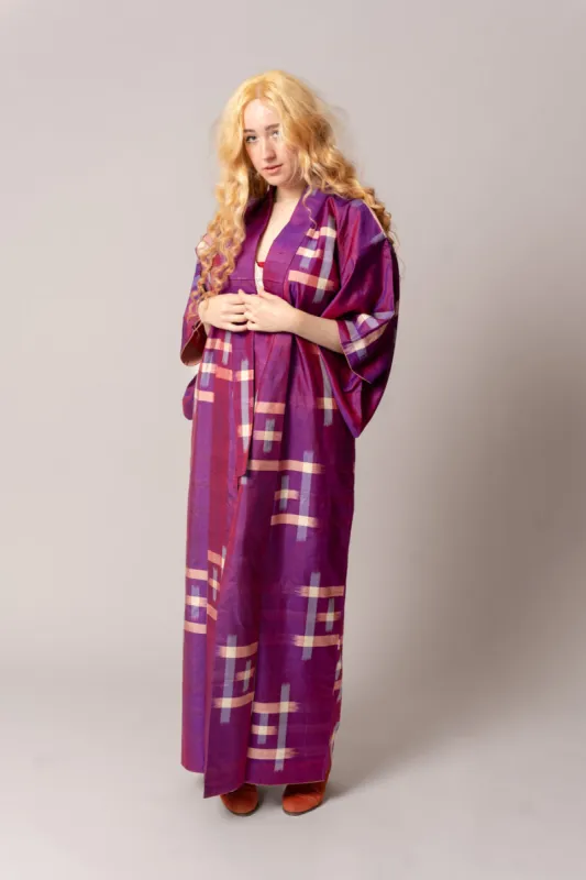 1950’s Iridescent Purple Meissen Silk Kimono sold by Charm School Vintage