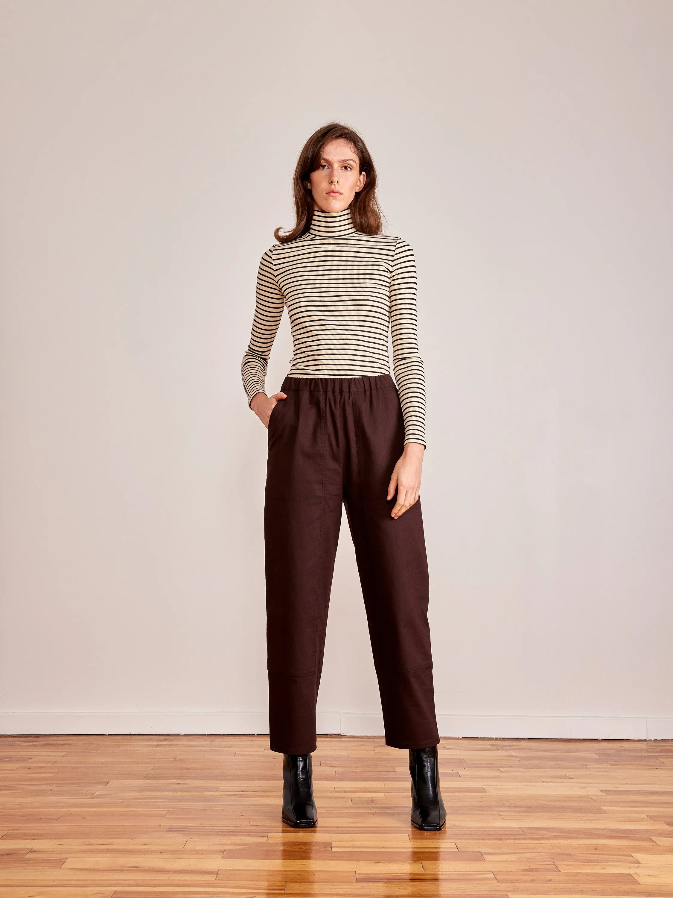 ADAMO red mock neck sold by Odeyalo product image thumbnail 3