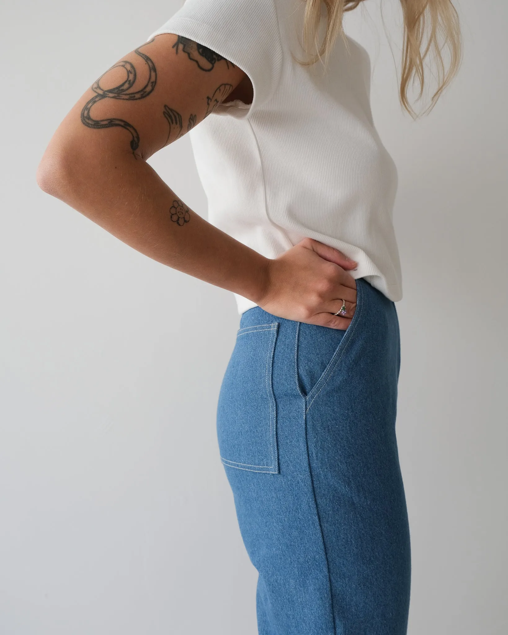 BROOK off-white t-shirt sold by Odeyalo product image thumbnail 2